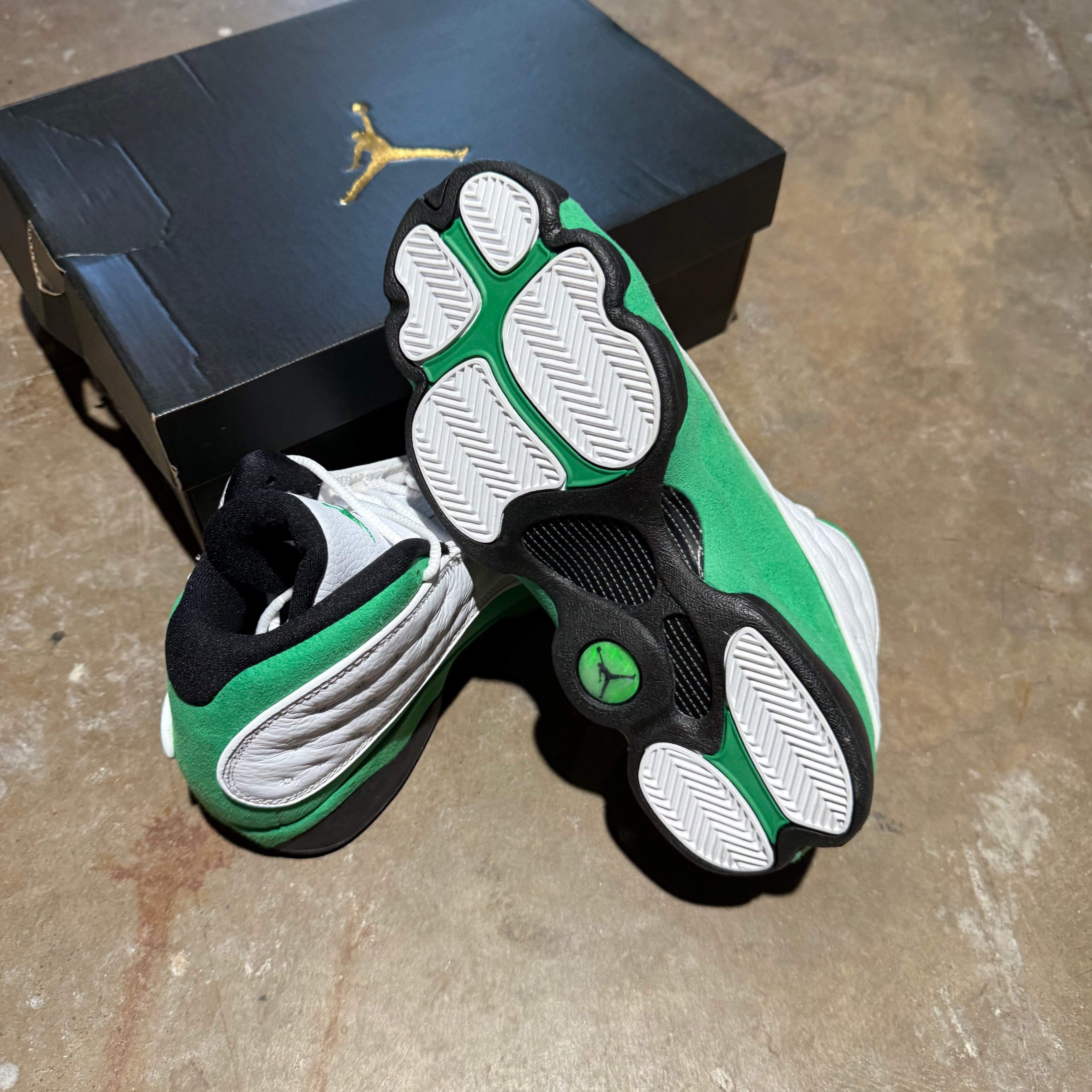size 6.5 - Jordan 13 Retro ' Lucky Green '