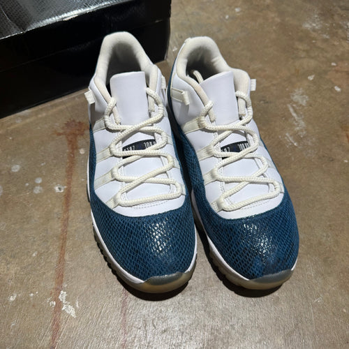size 11 - jordan 11 Low ' Snake Navy 2019 '