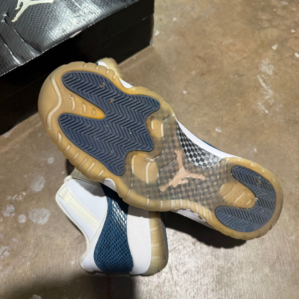 size 11 - jordan 11 Low ' Snake Navy 2019 '