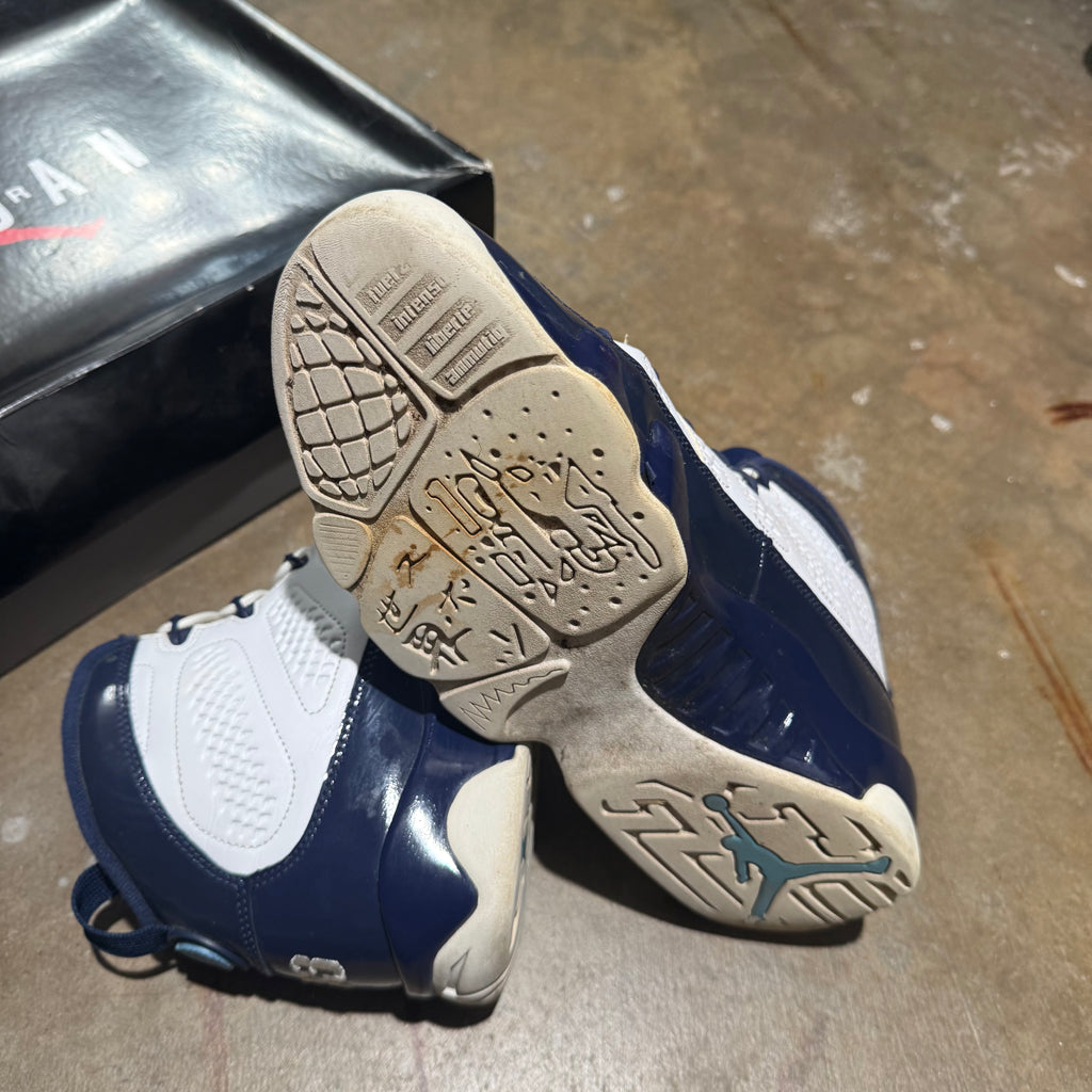 size 11 - Jordan 9 Retro ' Pearl Blue '