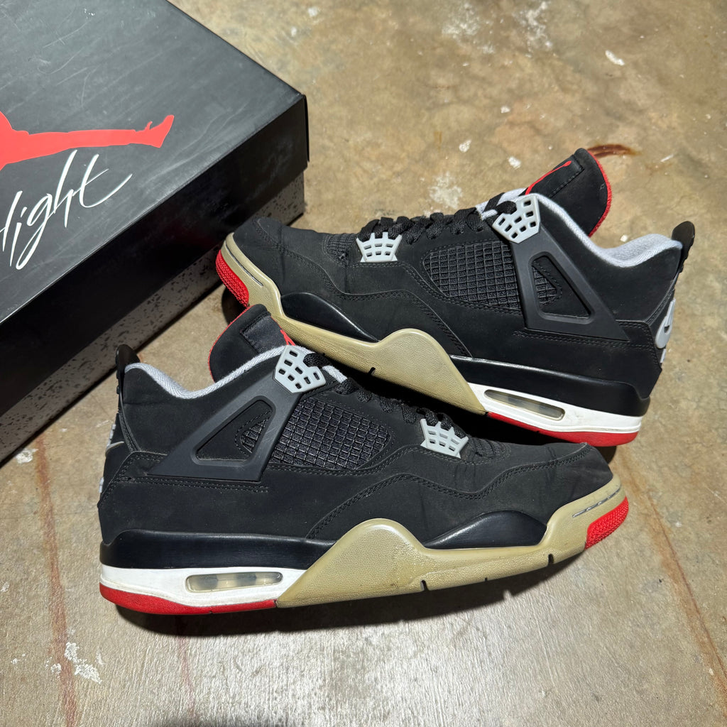 size 10.5 - Jordan 4 Retro ' Bred '