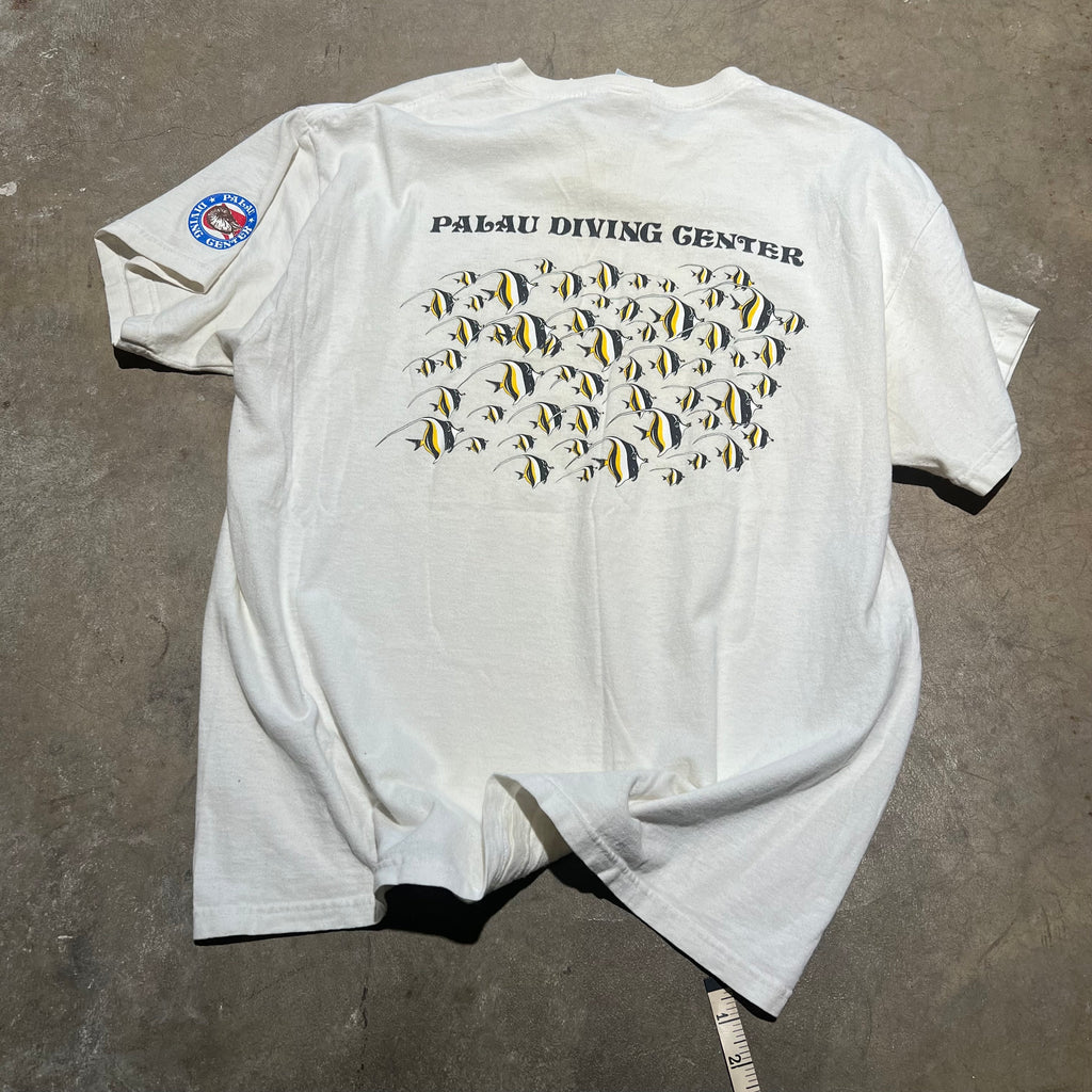 size xl - Vintage ' Palau Diving Center Fish ' Tee