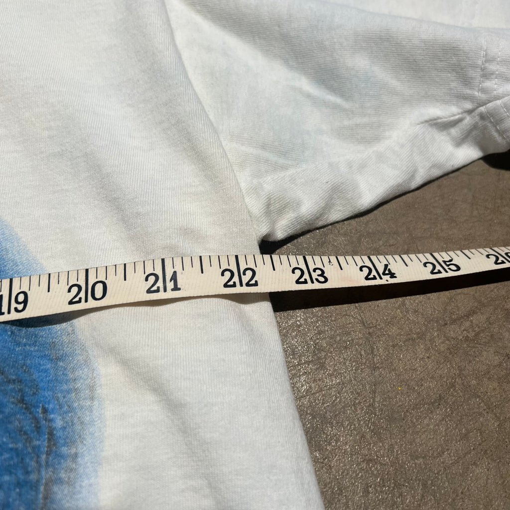 size xl - Vintage ' 1998 The Mountain Dolphin ' tee