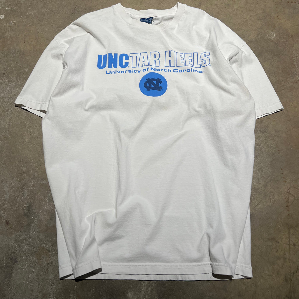 size xl - Vintage ' UNC Tarheels ' tee
