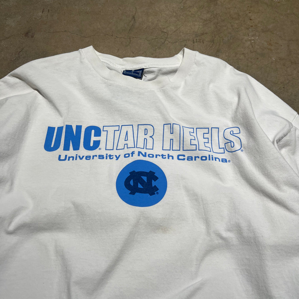 size xl - Vintage ' UNC Tarheels ' tee