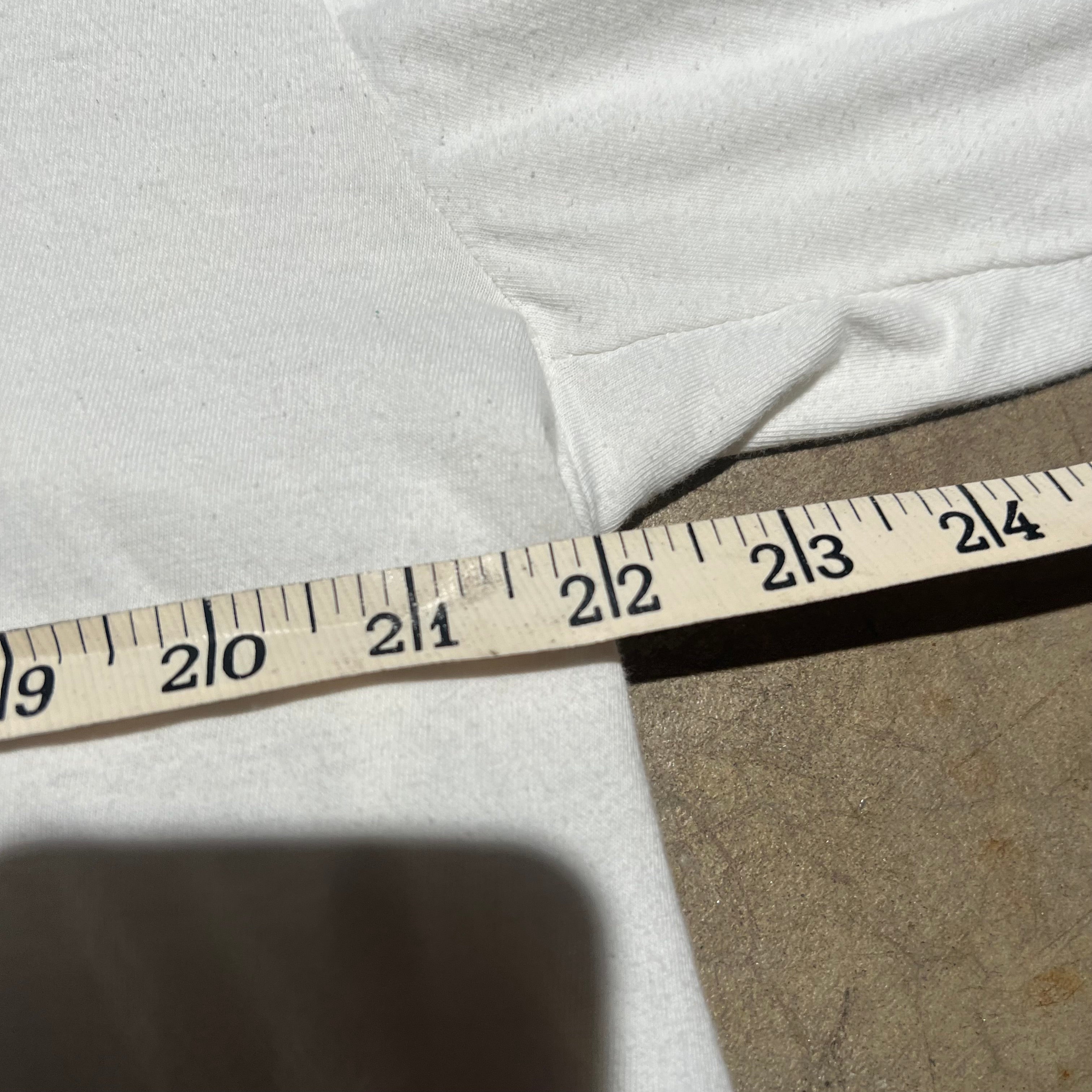 size xl ' Vintage Im in my 40's But ill grow out of it ' tee