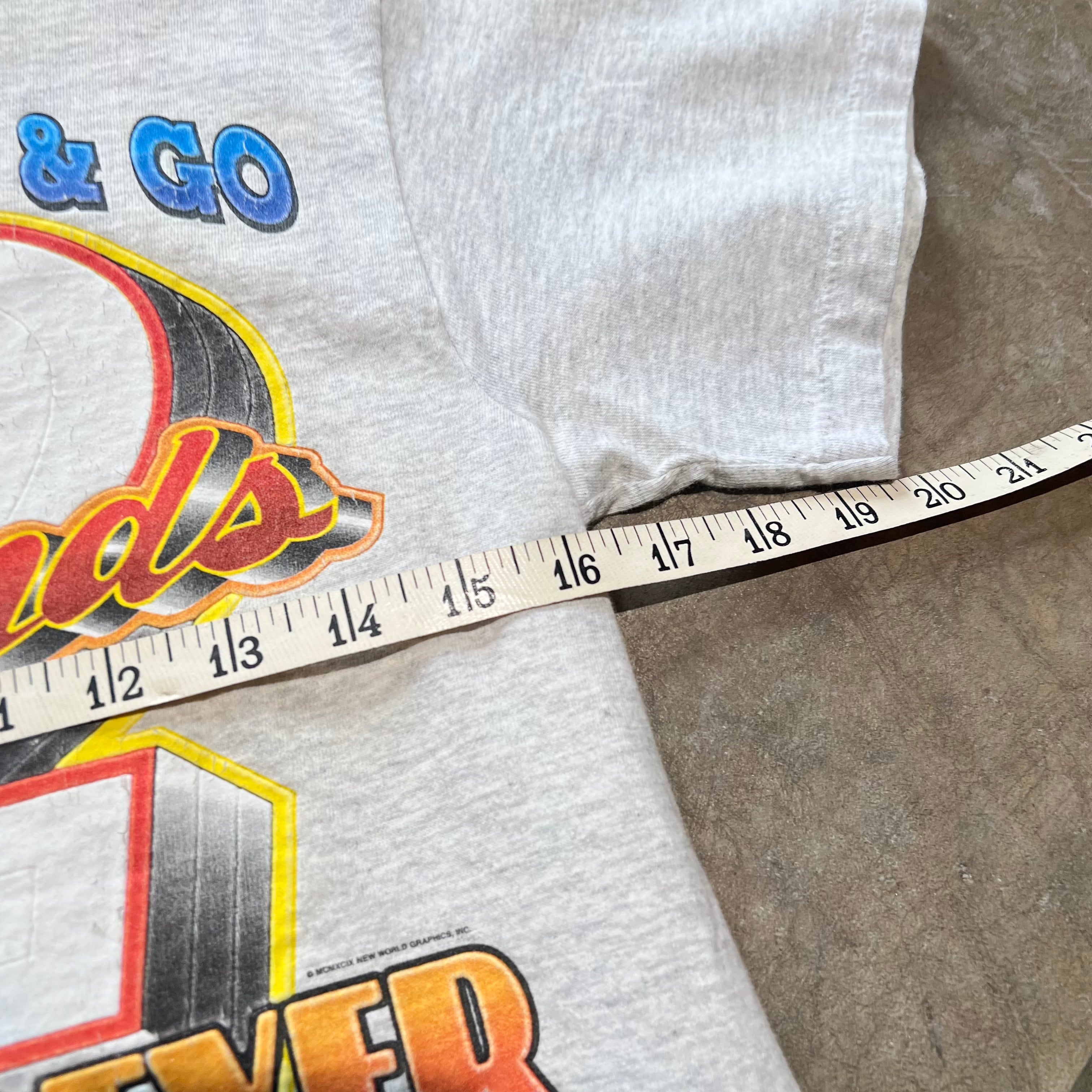 size small - Vintage ' Winners Come & Go Legends Live Forever ' tee