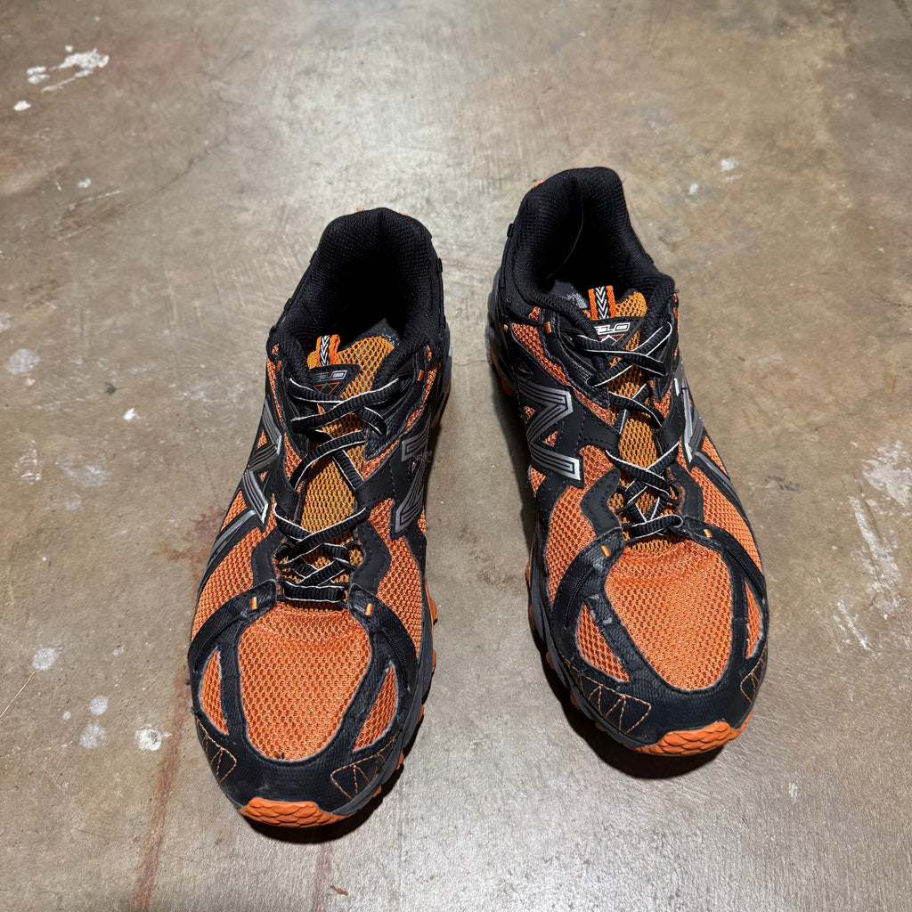 size 8.5 - New Balance 610 ' Varsity Orange '