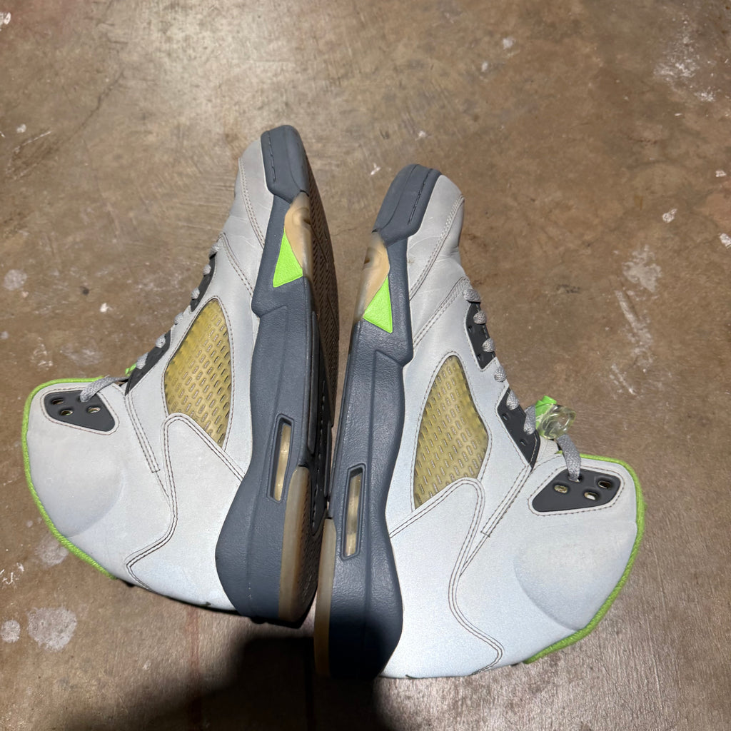 size 11.5 - Jordan 5 Retro Green Bean 2022