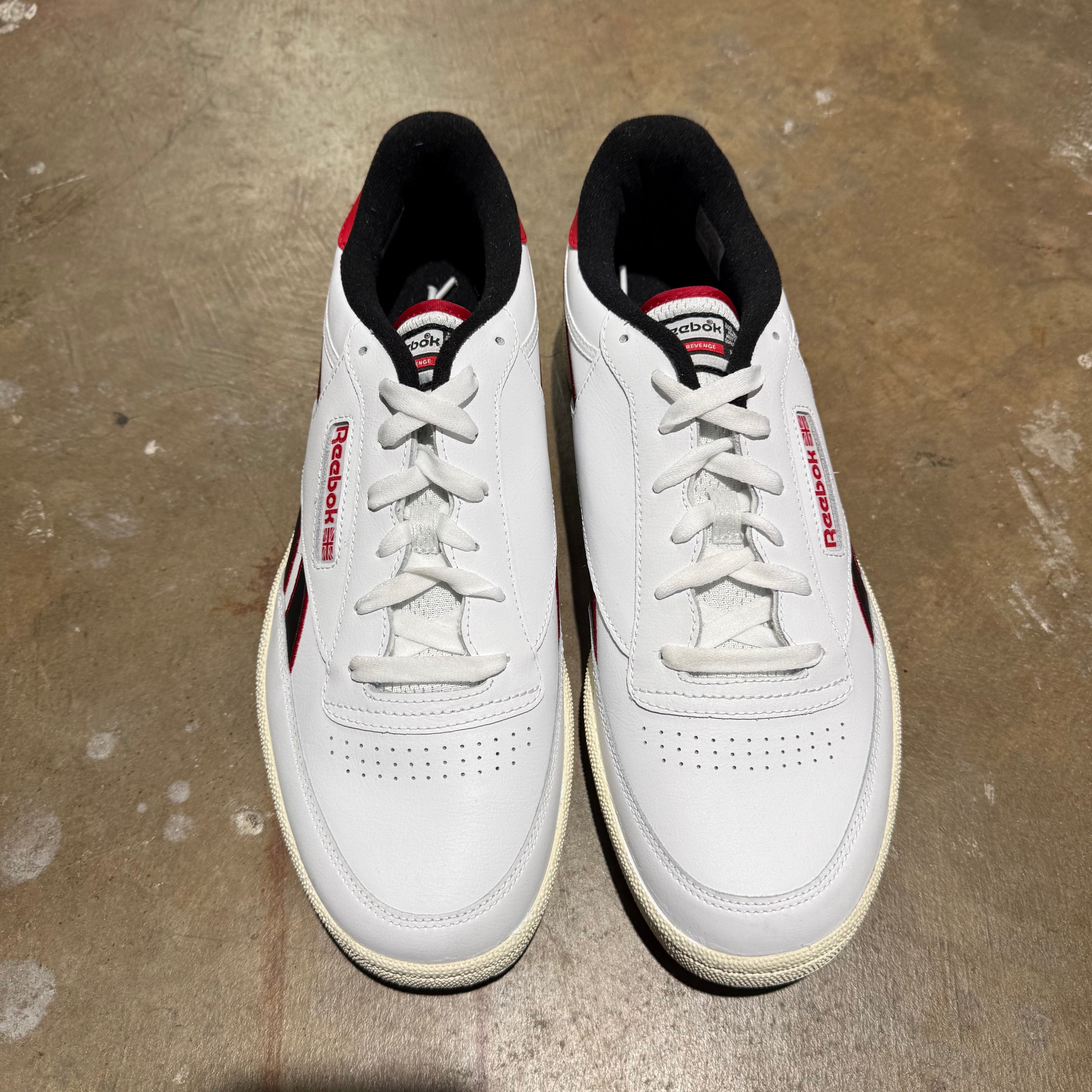 size 13 - Reebok Classic Club c Revenge ' Red Black '