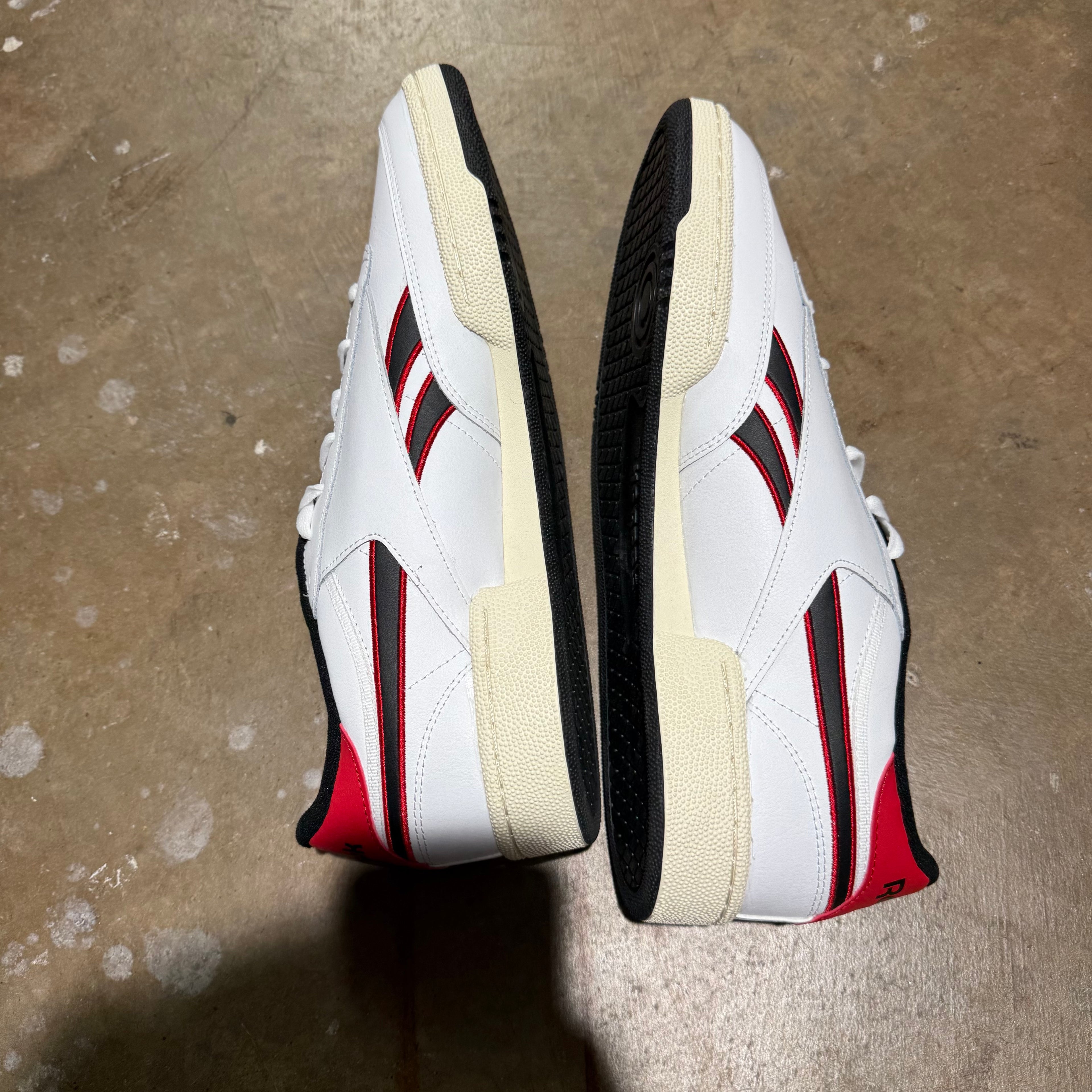 size 13 - Reebok Classic Club c Revenge ' Red Black '