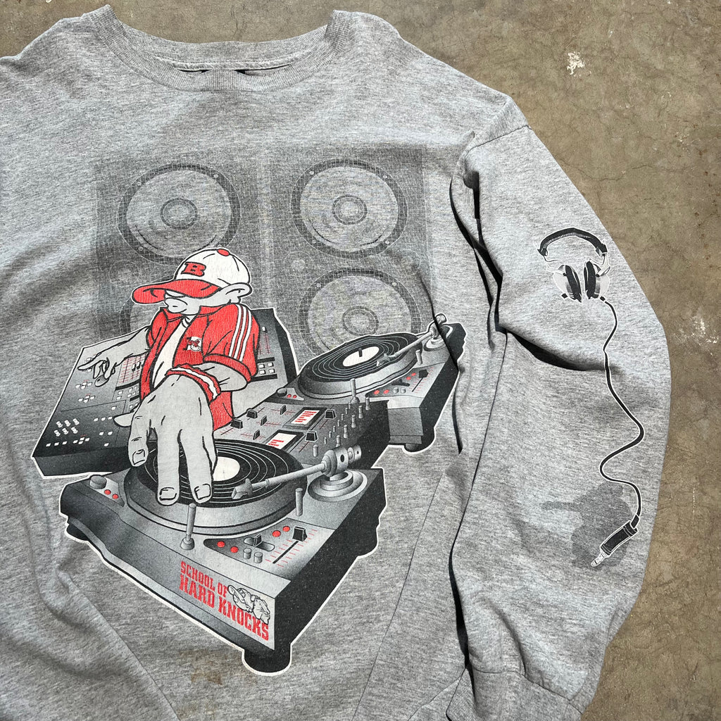 size xl - Vintage ' School of Hardknocks ' tee