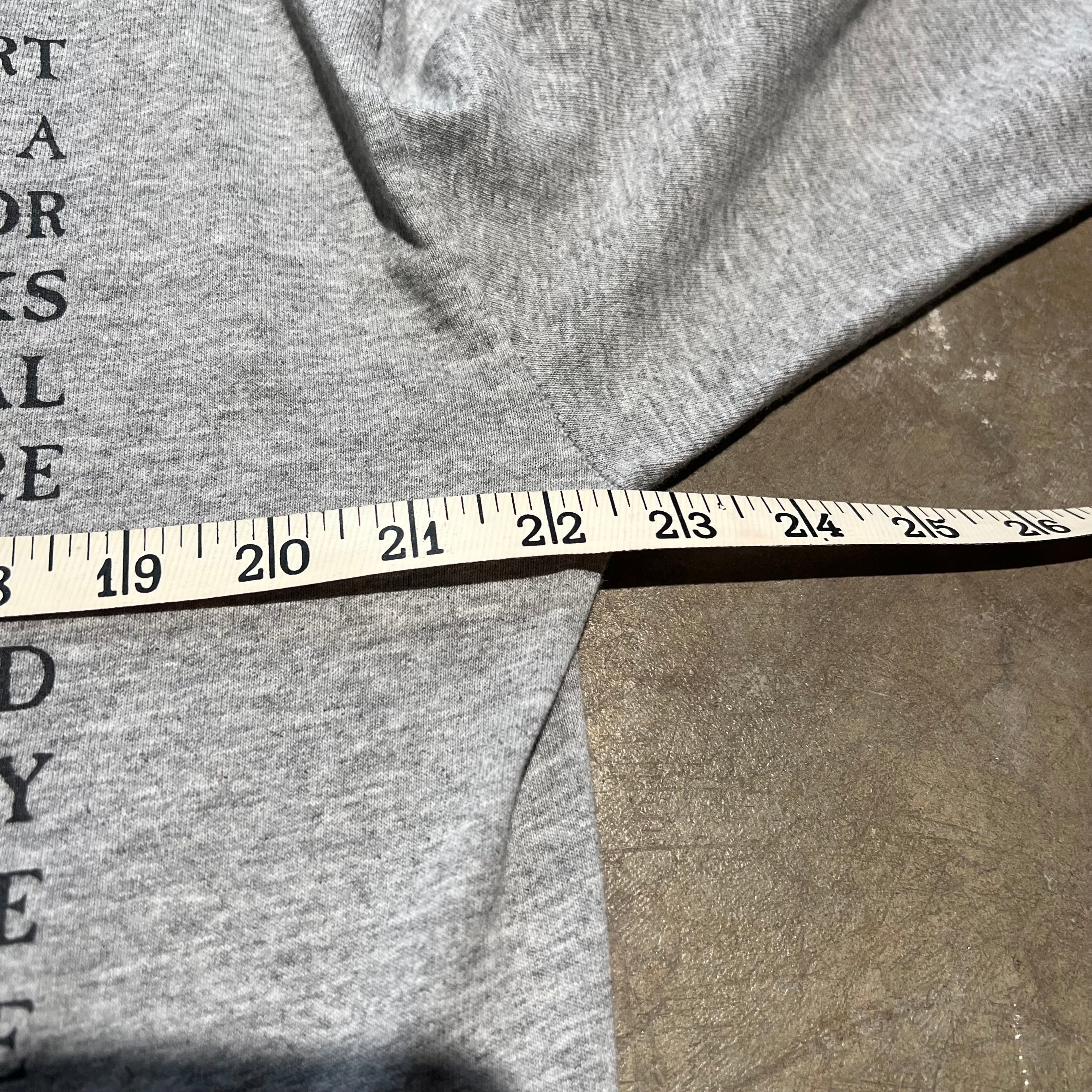 size xl - Vintage ' School of Hardknocks ' tee