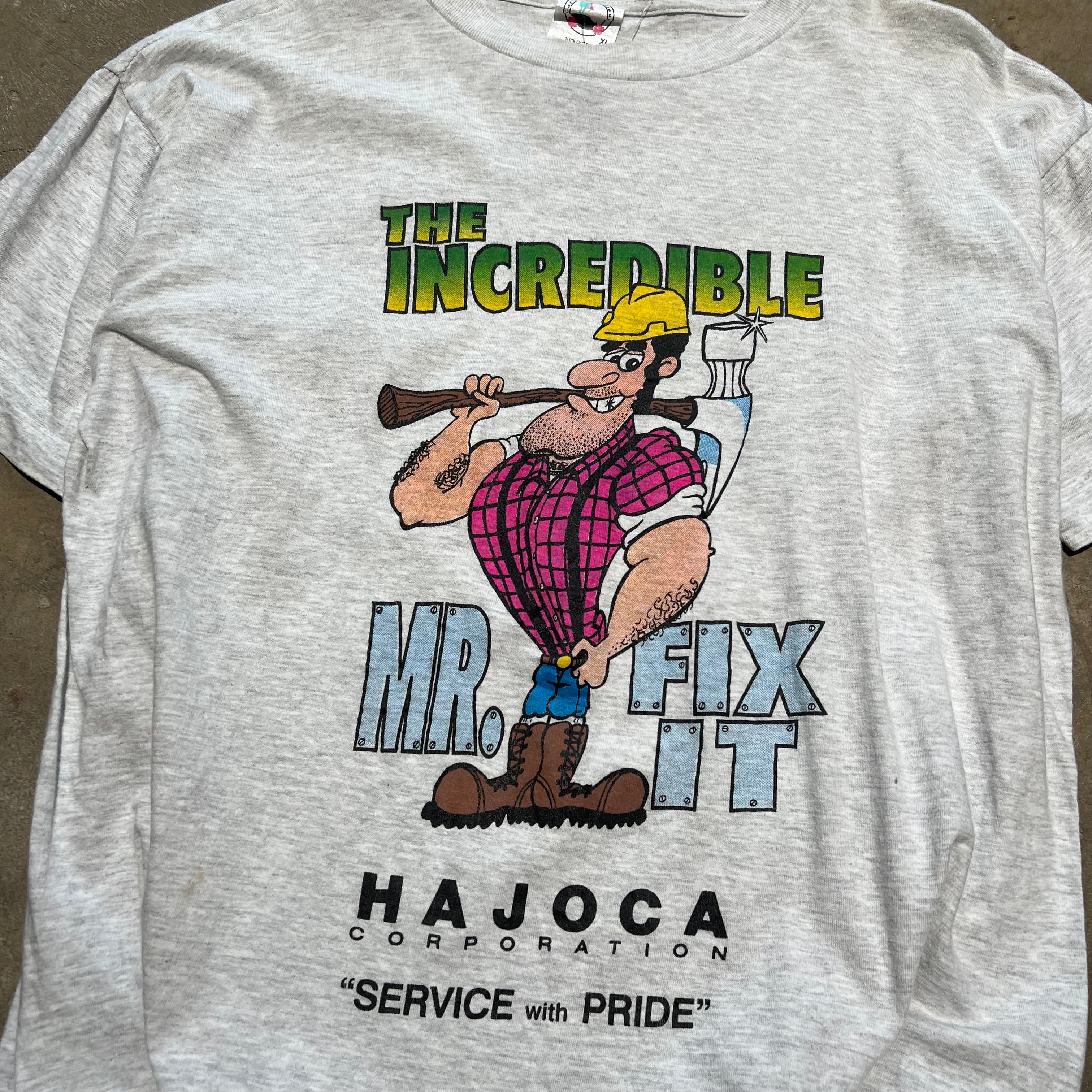 size xl - Vintage ' The Incredible Mr Fix it ' tee