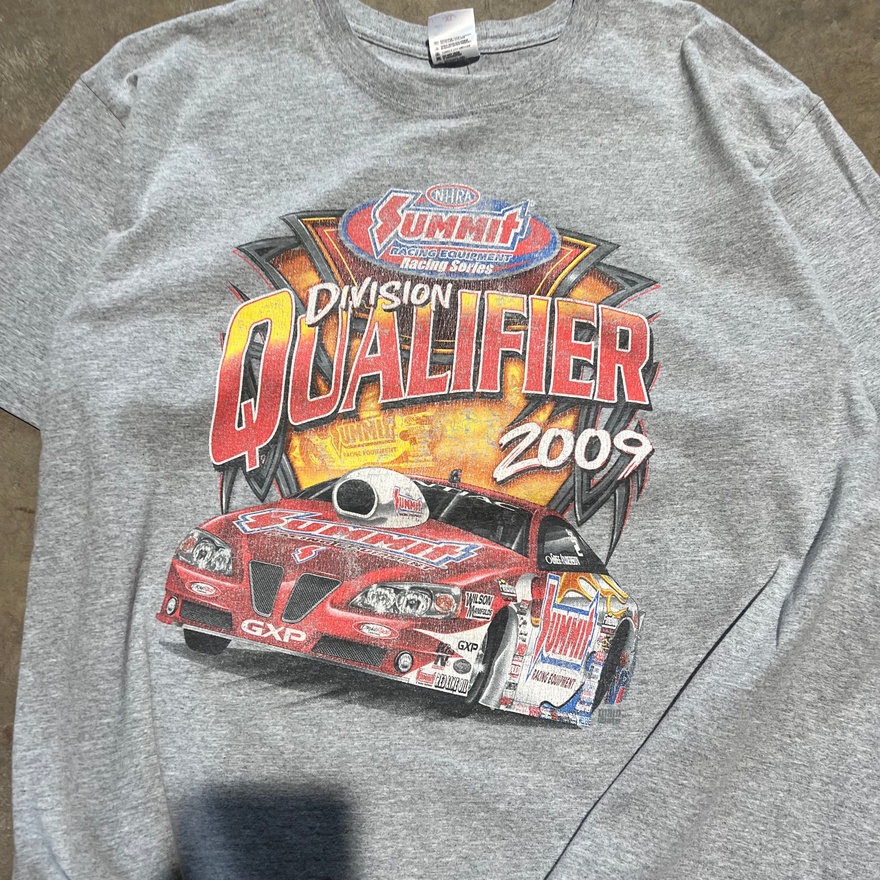 size xl - Vintage ' Summit Division Qualifier ' tee