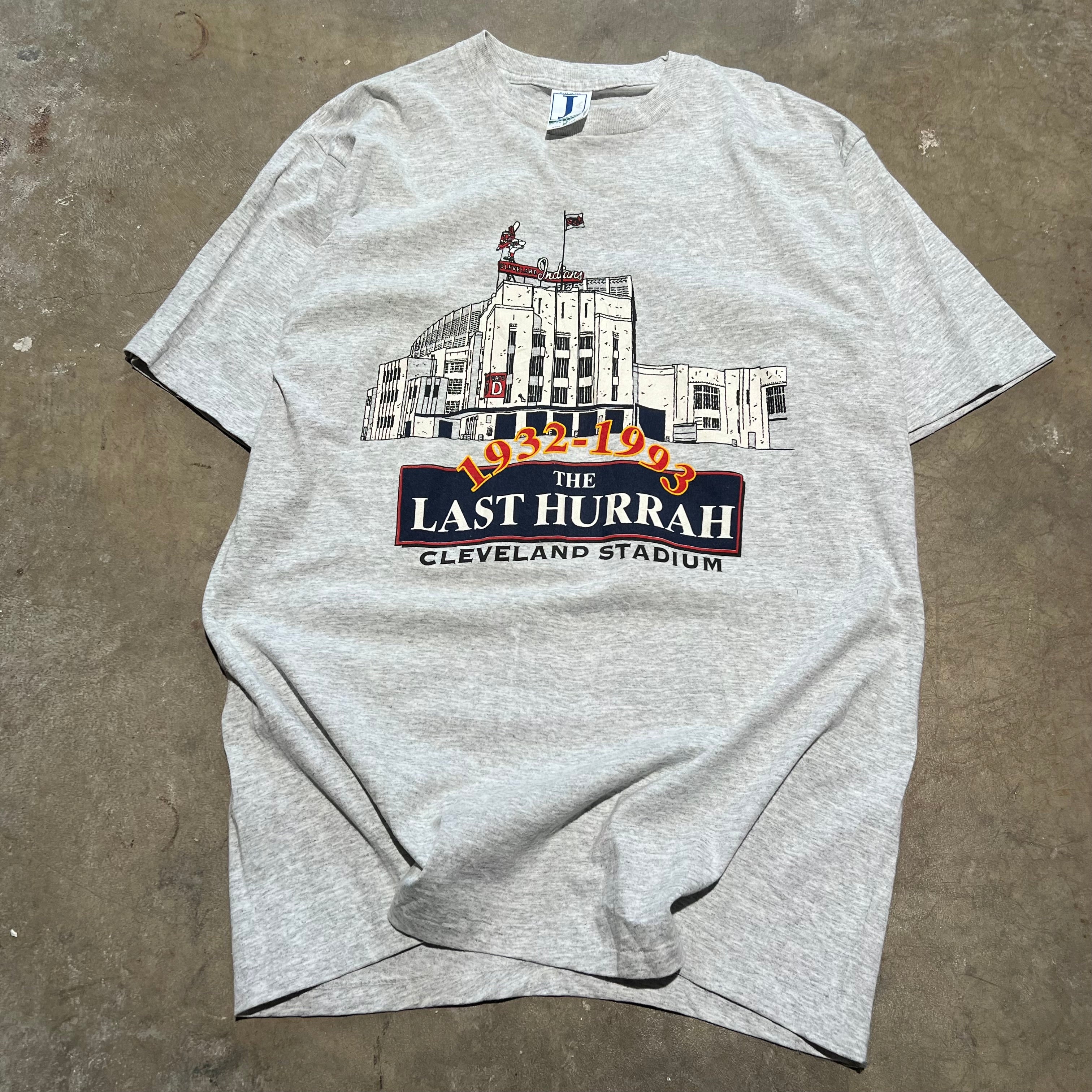 size xl - Vintage Cleveland Indian stadium ' tee