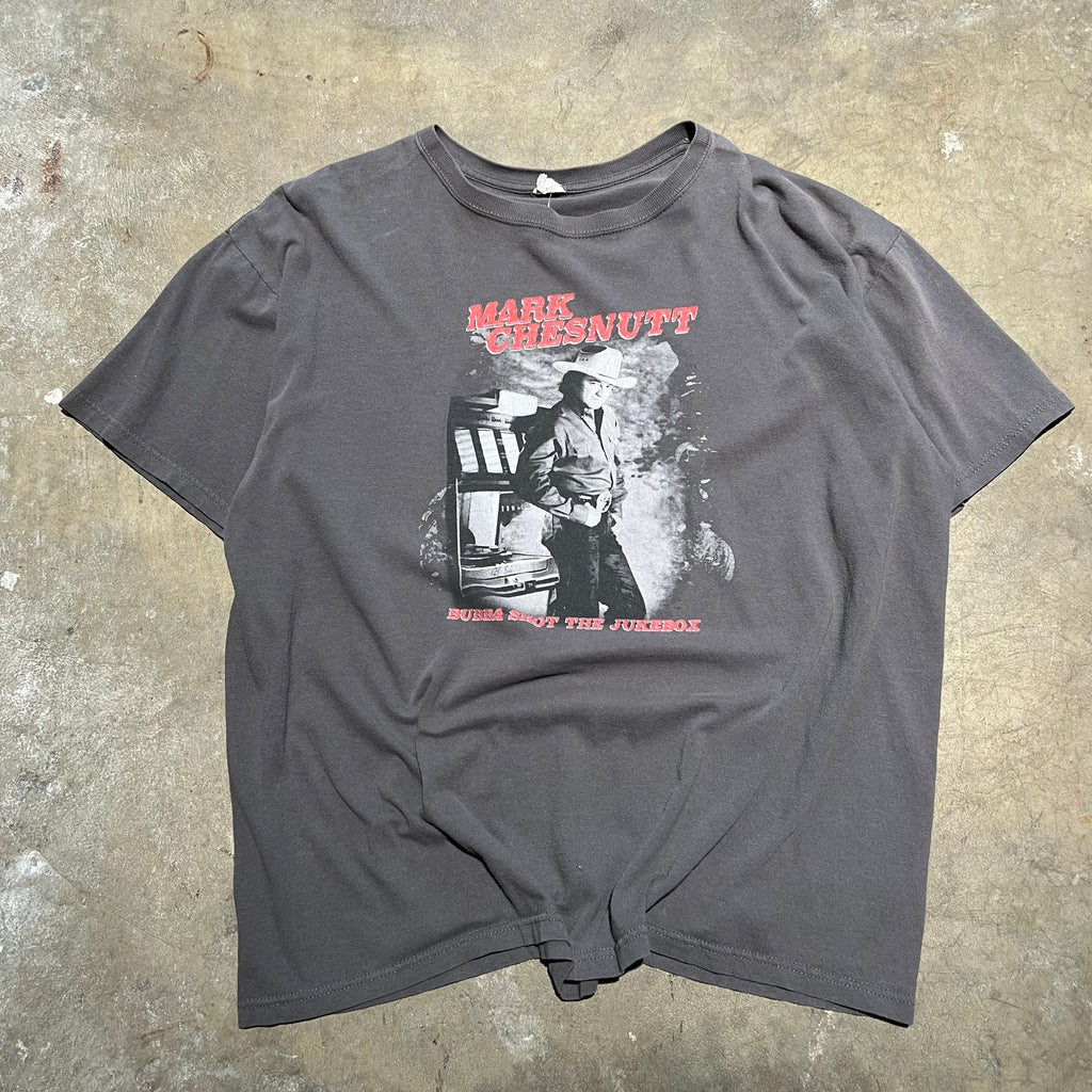 size xl - Vintage ' Mark Chestnutt Bubba Shot The Jukebox ' tee