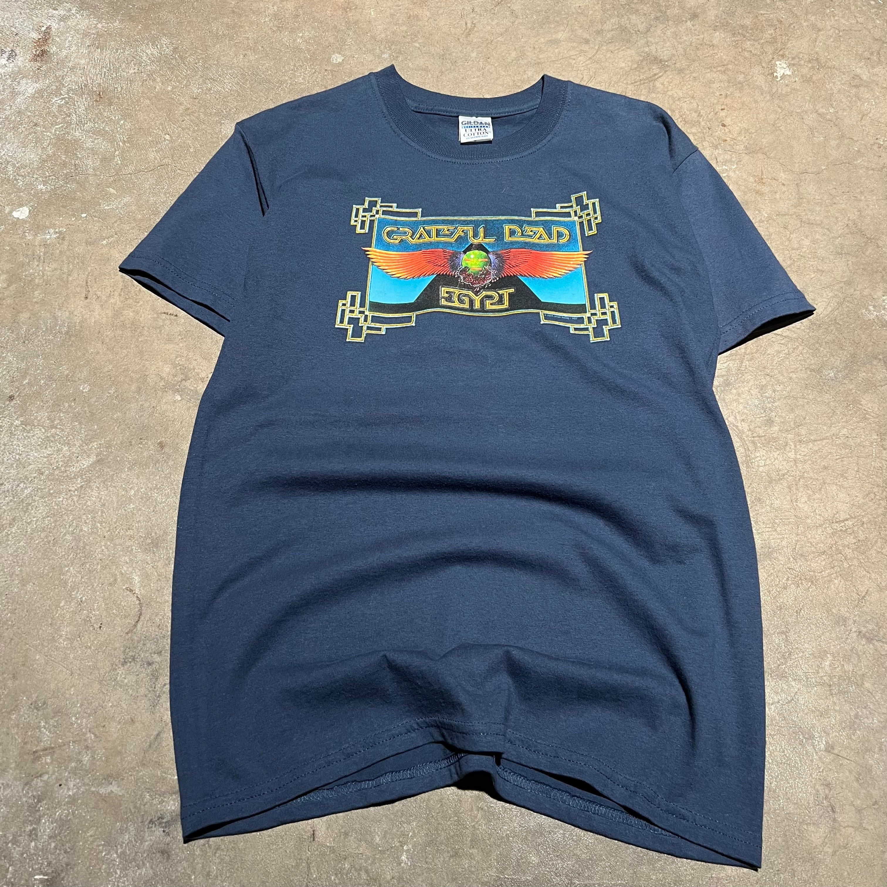 size medium - Vintage ' 2006 Grateful Dead Egypt ' band tee
