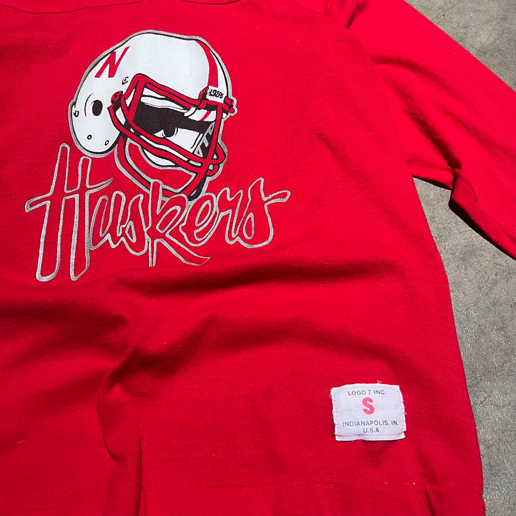 size small - Vintage ' 1980's Huskies ' Tee