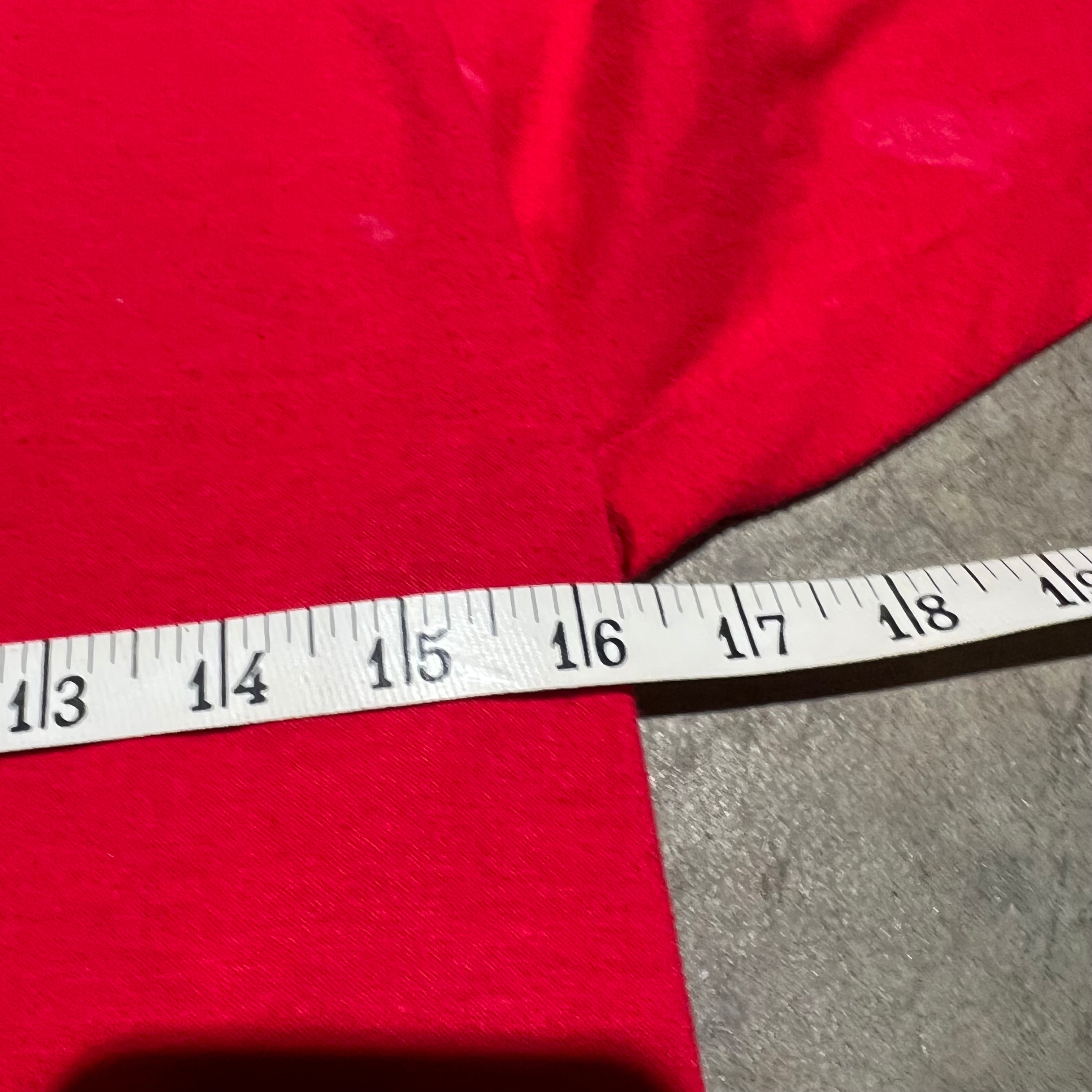 size small - Vintage ' 1980's Huskies ' Tee