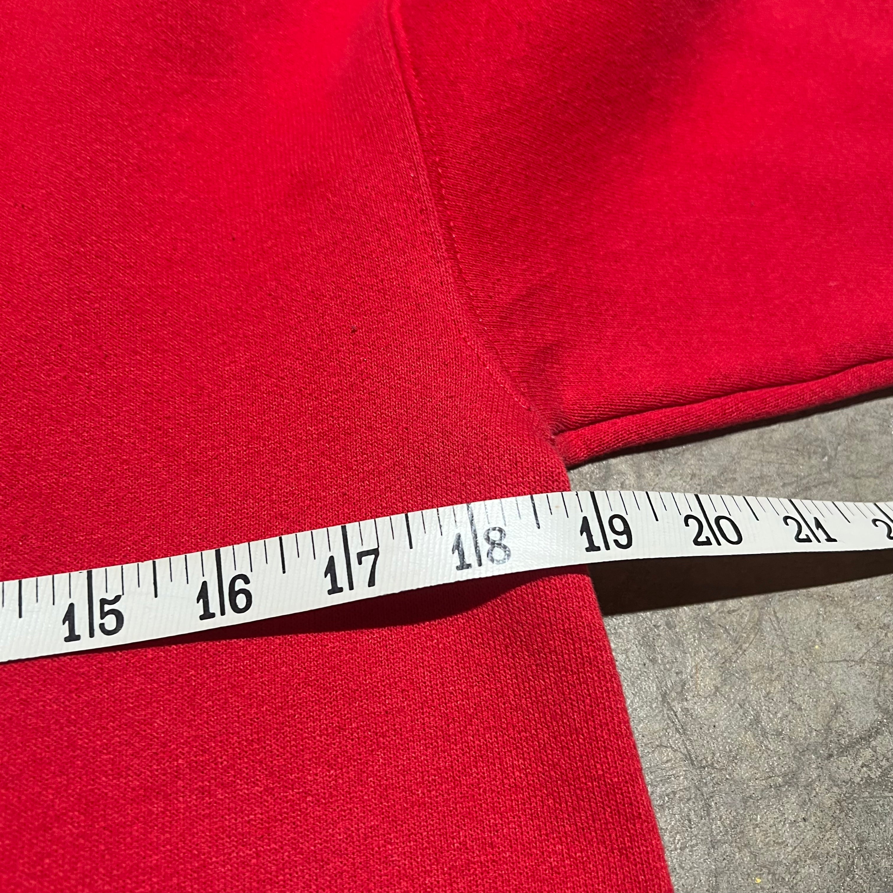 size small - Vintage ' United States Marine Corp ' Crewneck