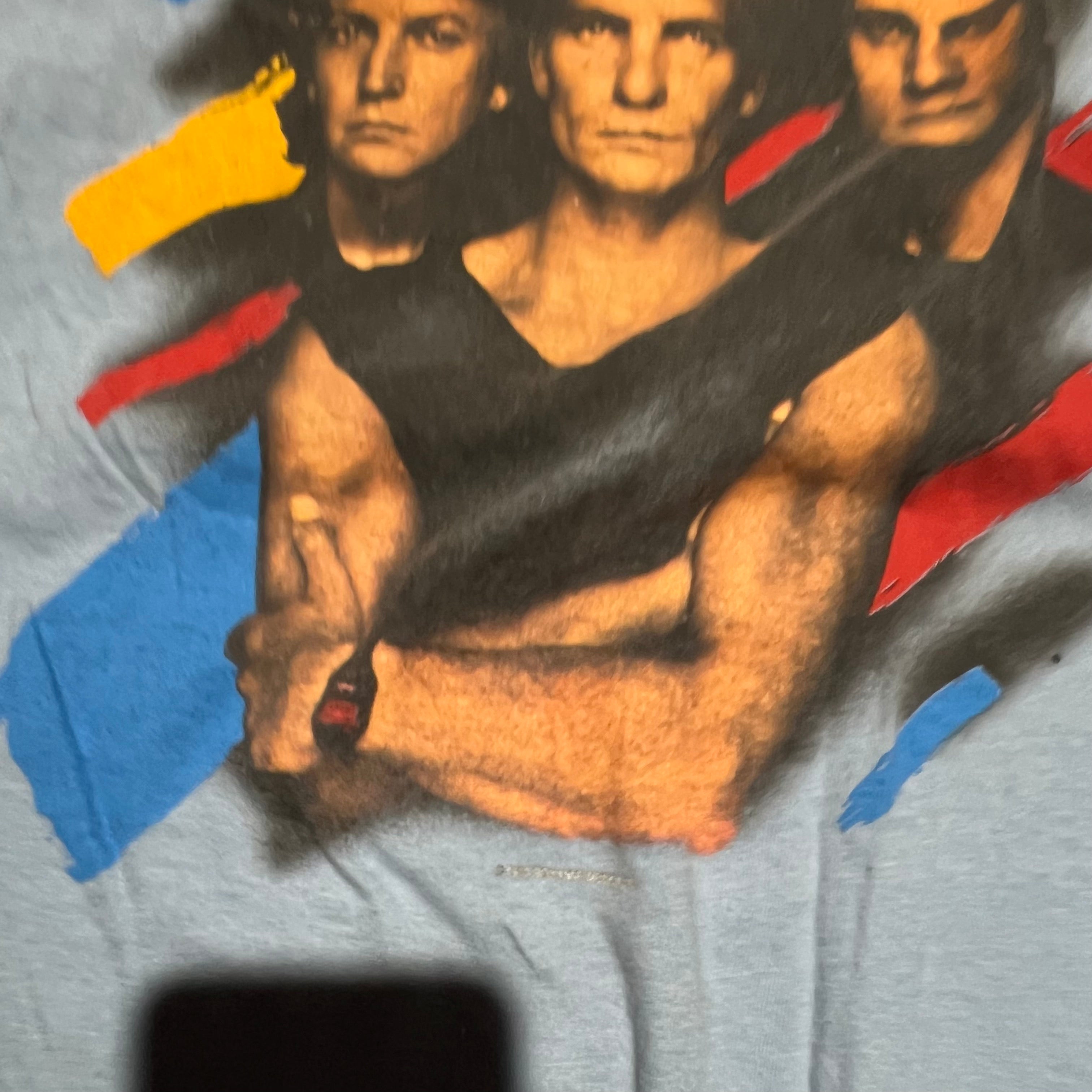 size medium - Vintage ' 1983 The Police Synchronicity ' tee