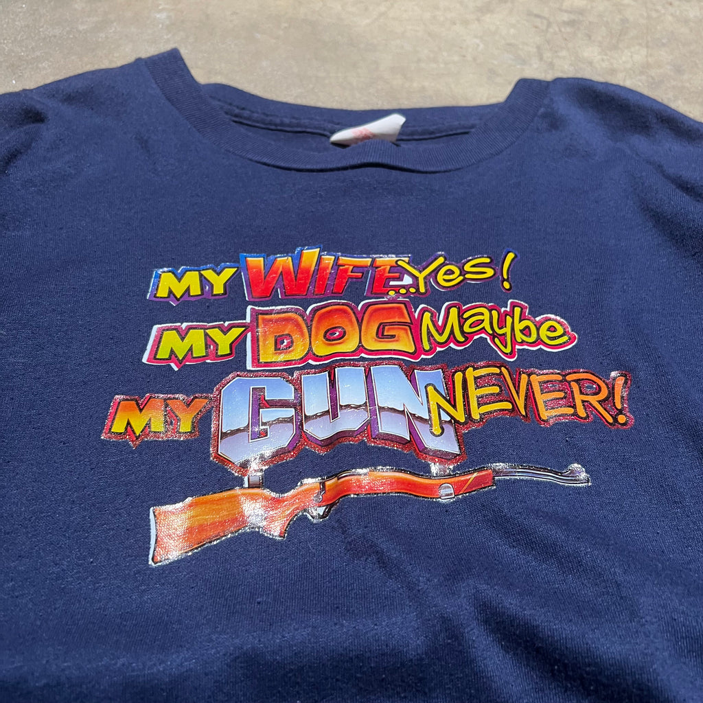 size medium - Vintage ' My Wife My Dog My Gun ' tee