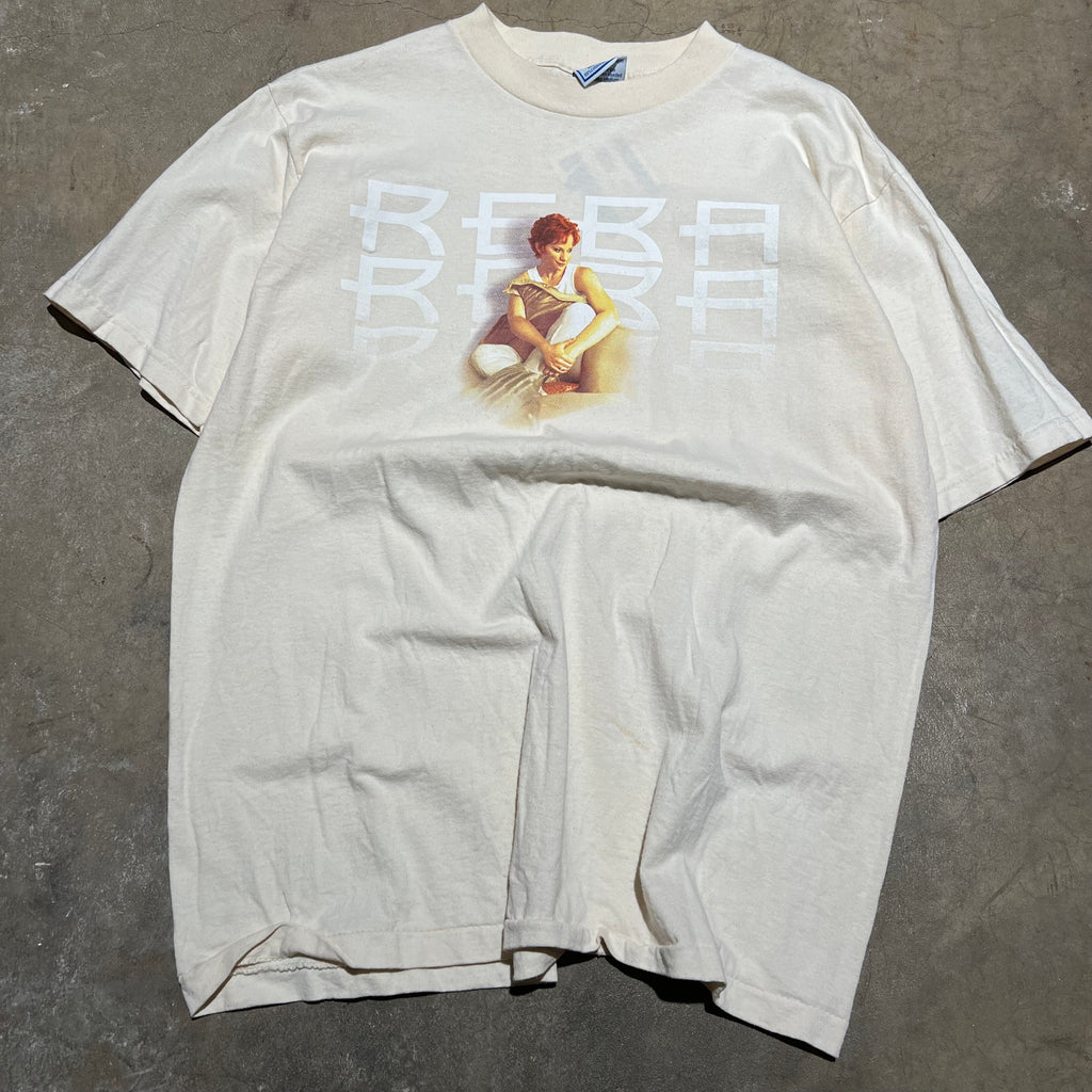 size large - Vintage ' 2000 Reba Tour ' tee