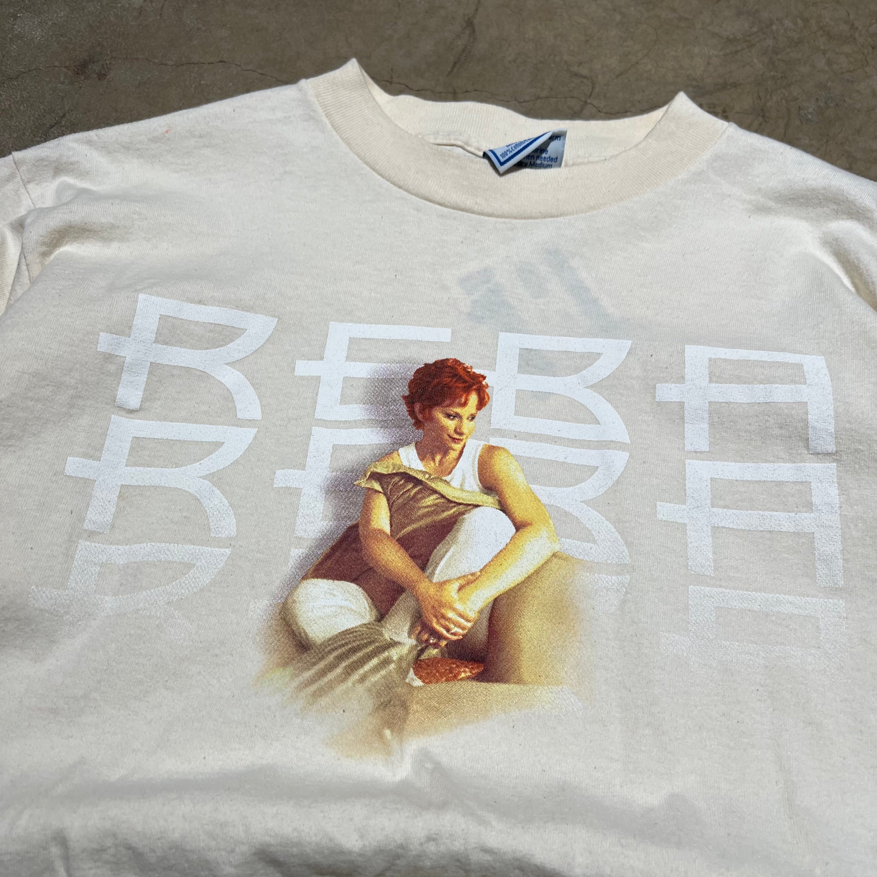 size large - Vintage ' 2000 Reba Tour ' tee