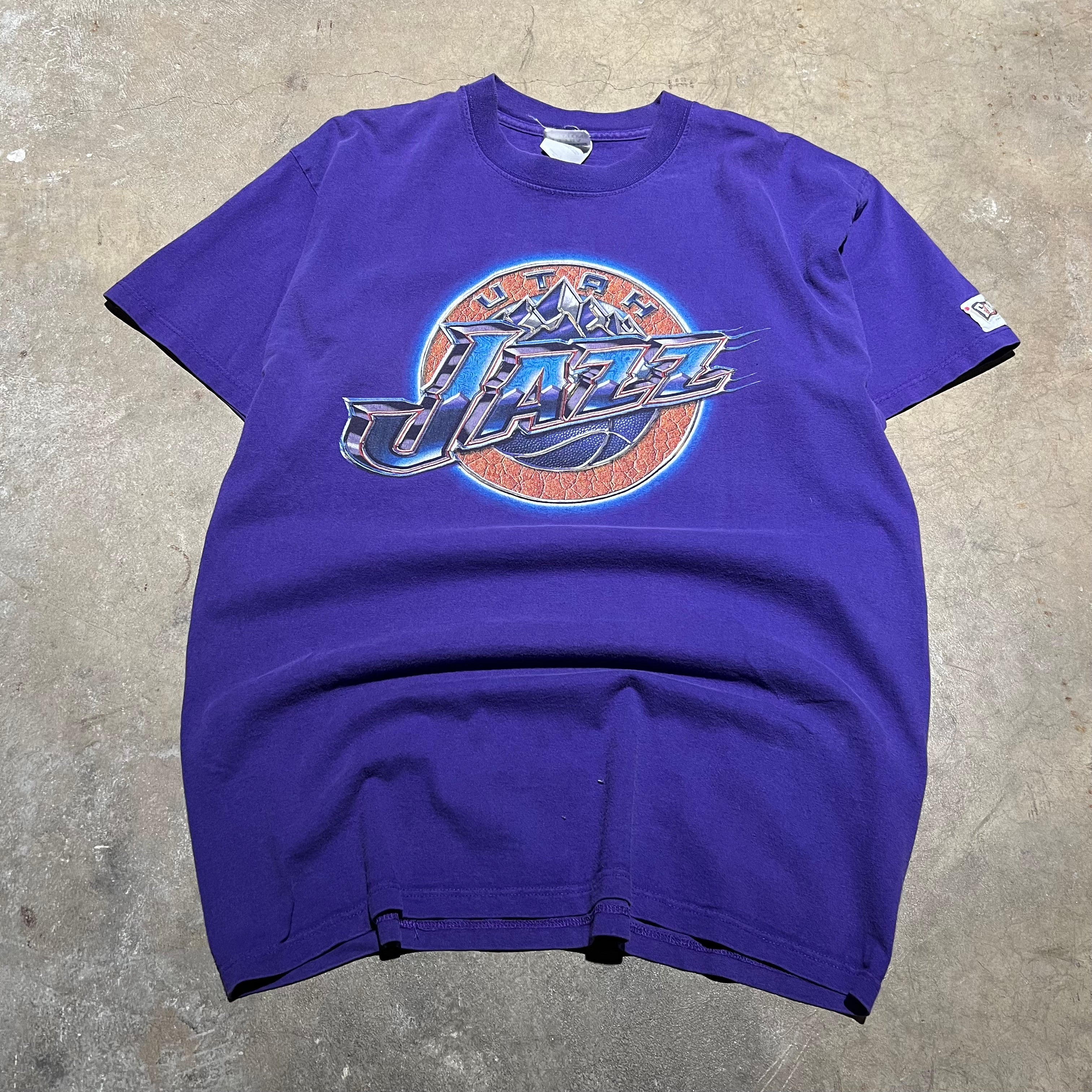 size large - Vintage ' Utah Jazz ' tee