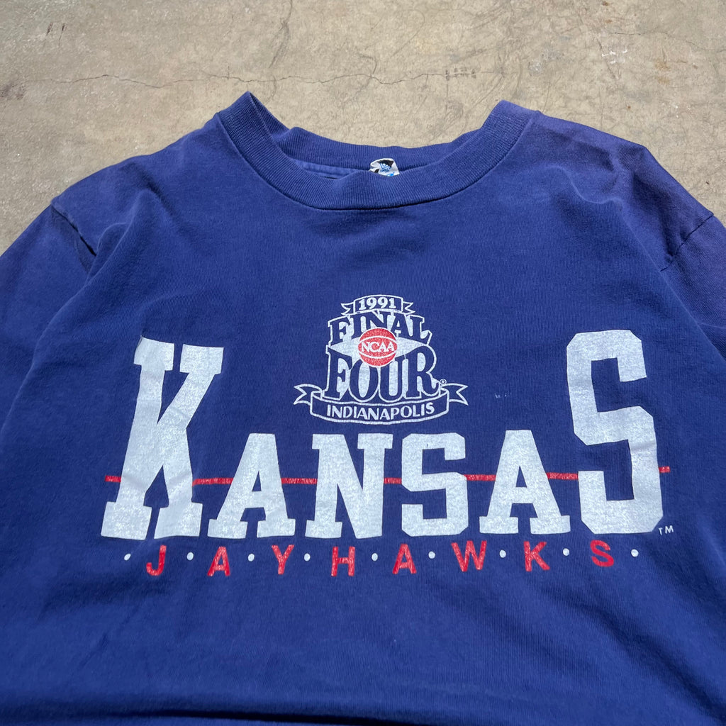 size medium - Vintage ' 1991 Kansas Indianapolis Final Four ' tee