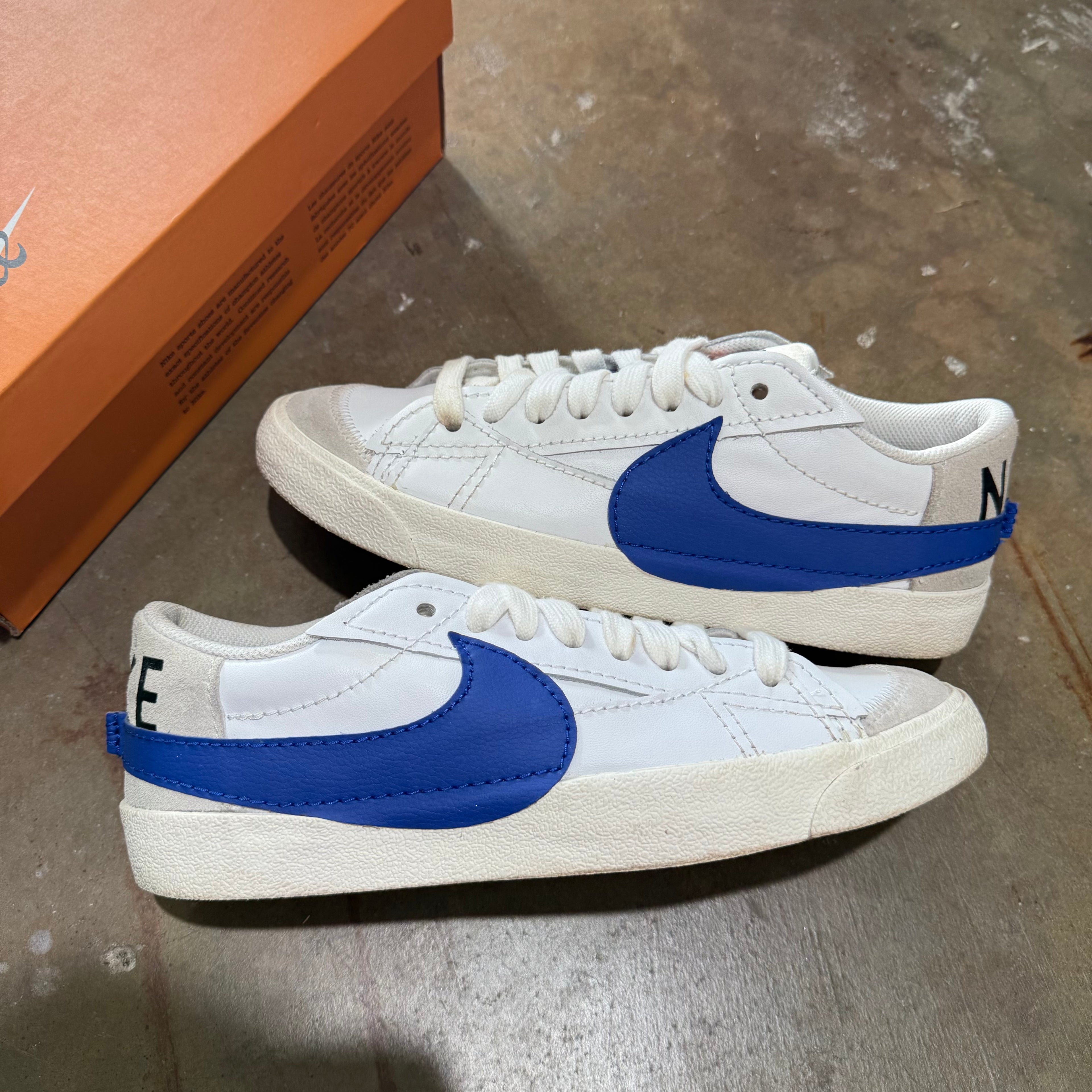 size 10 - Blazer Low 77 Jumbo ' White Old Royal '
