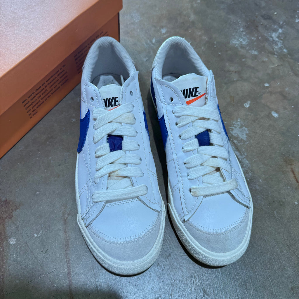 size 10 - Blazer Low 77 Jumbo ' White Old Royal '