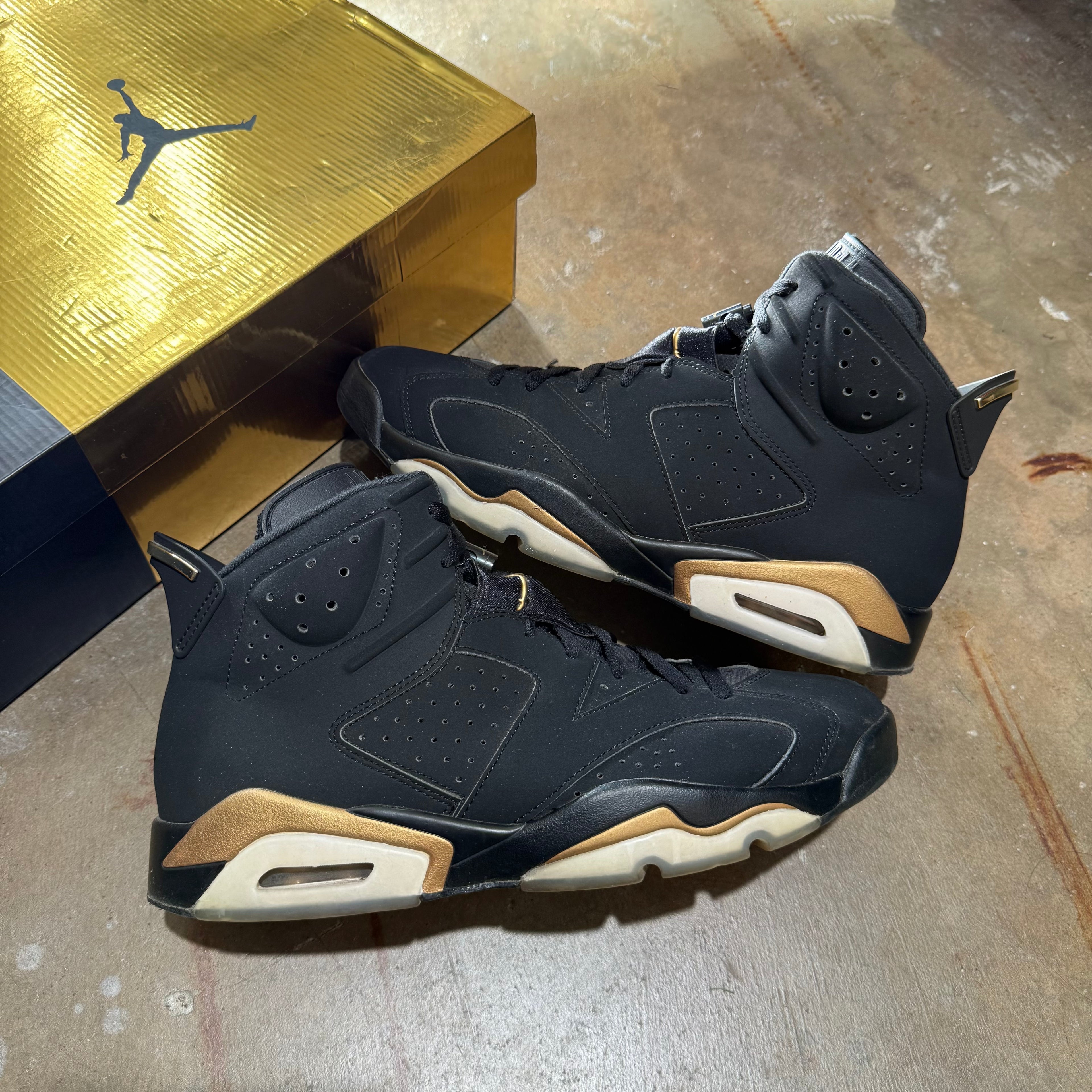 size 11 - Jordan 6 Retro ' DMP 2020 '