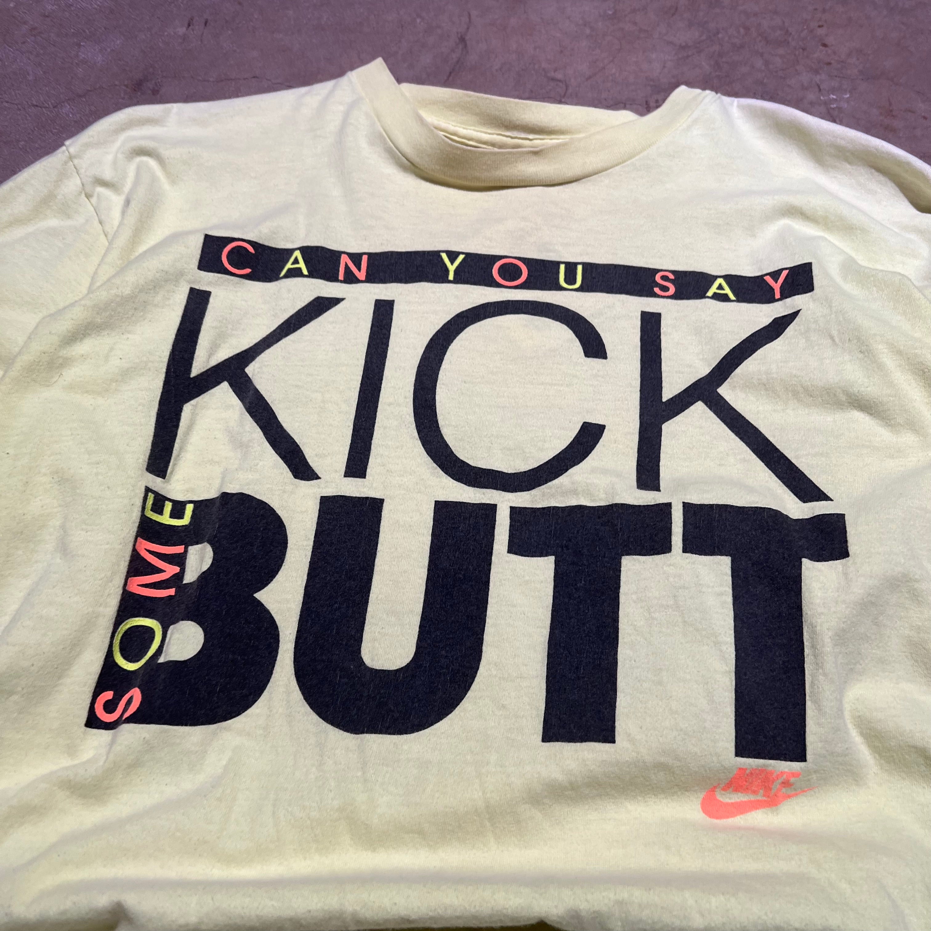 size xl - Vintage ' Vintage Nike Kick some Butt ' tee