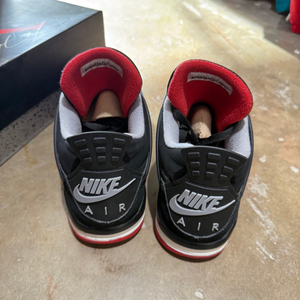 size 11 - Jordan 4 Retro ' Bred 2019 '