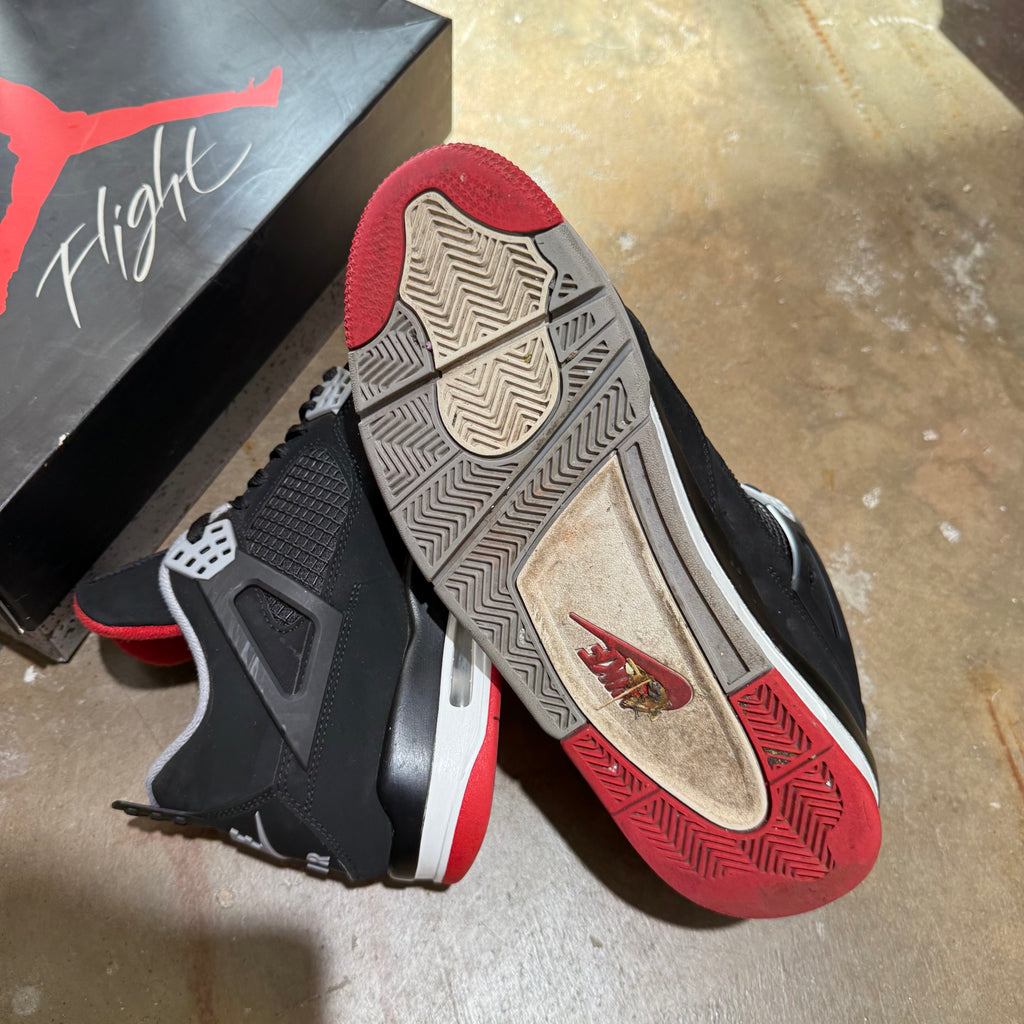 size 11 - Jordan 4 Retro ' Bred 2019 '