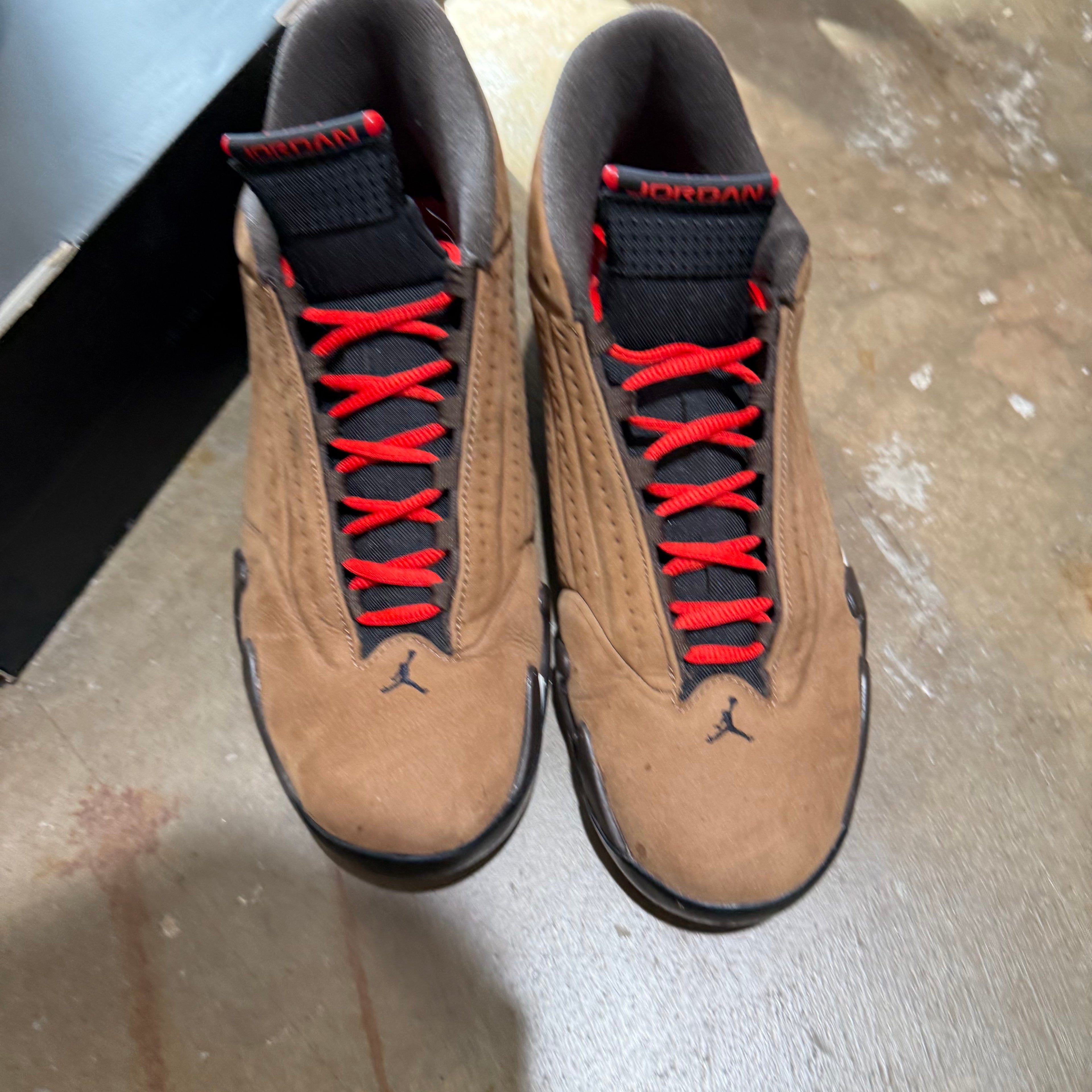 size 11 - Jordan 14 Retro ' Winterized Archeao Brown '