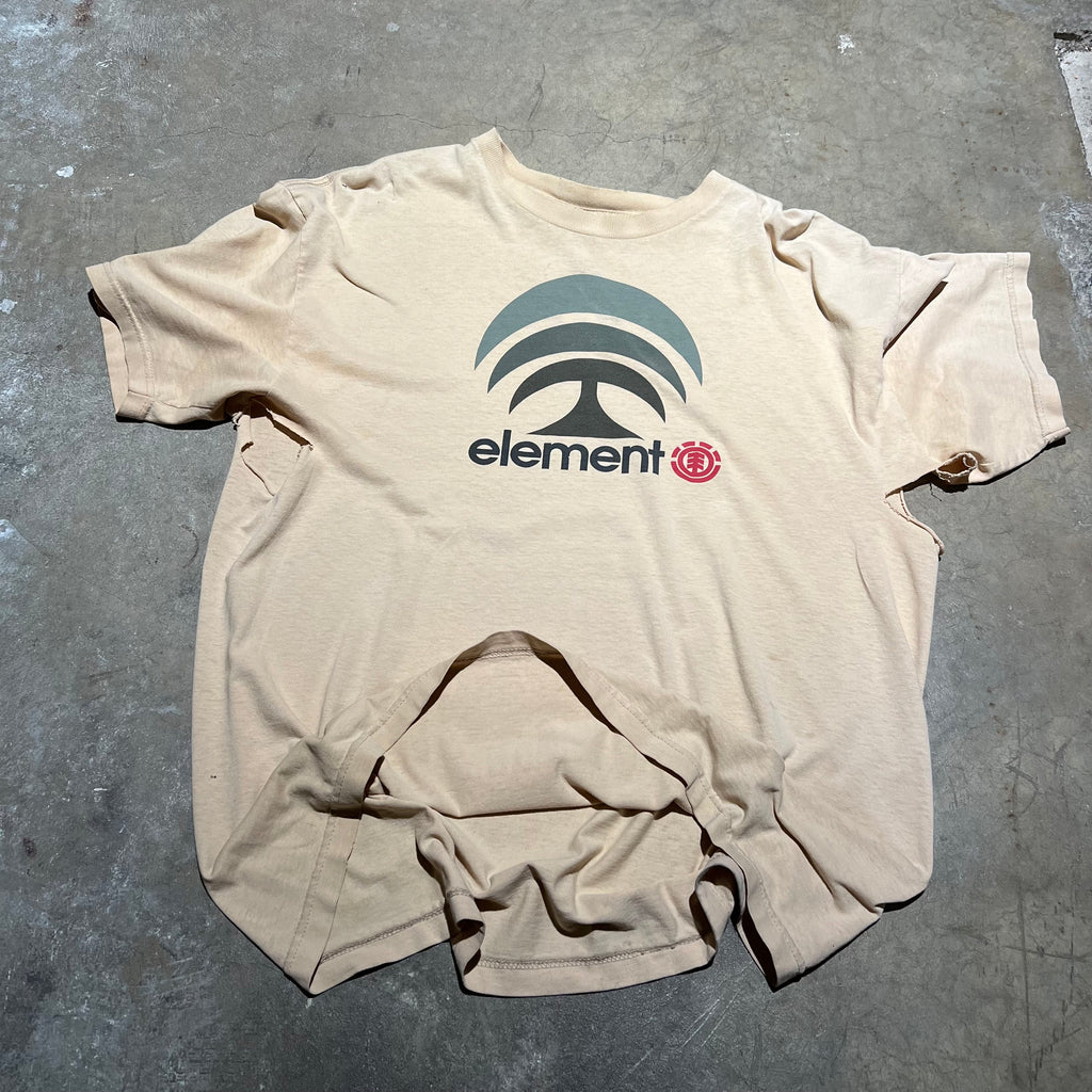 size xl - Vintage ' Element ' tee