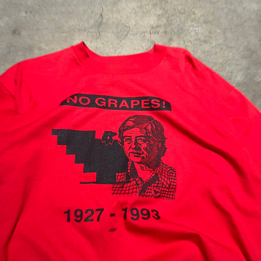 size xl - Vintage ' No Grapes ' tee