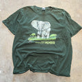 size xl - Vintage ' elephant wildlife ' tee