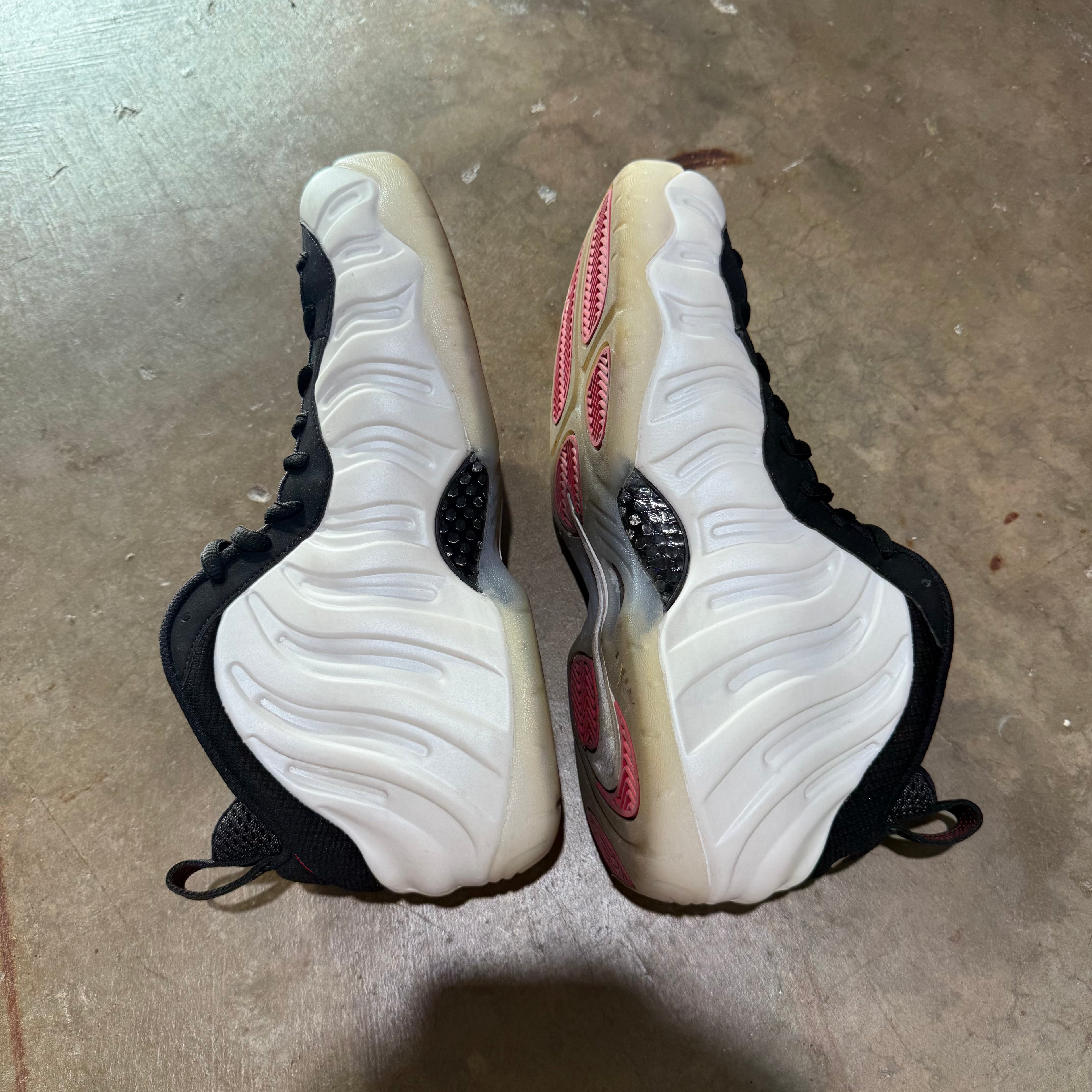 size 11 - Nike Air Foamposite Pro ' Pearl 2025 '