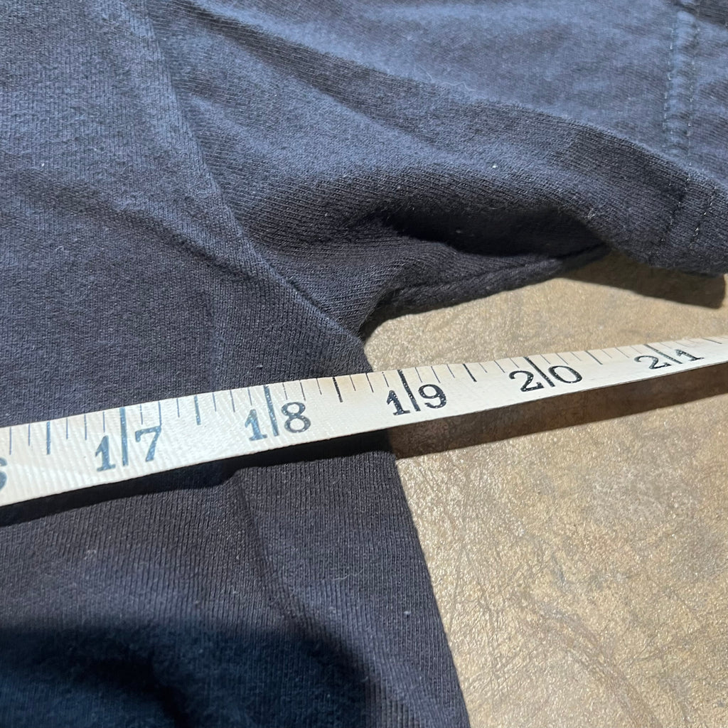 size medium - Vintage ' rolling thunder ' tee