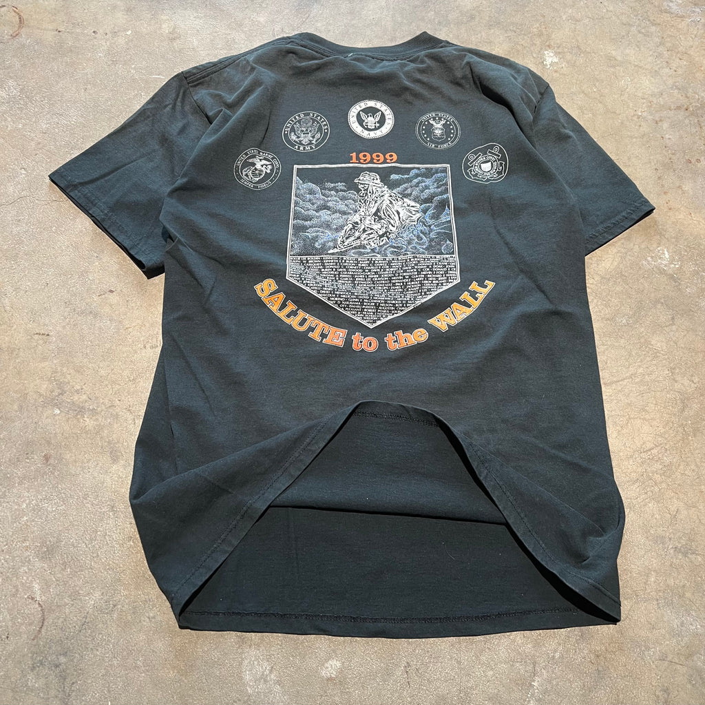 size large - Vintage ' Rolling thunder ride to the wall ' tee