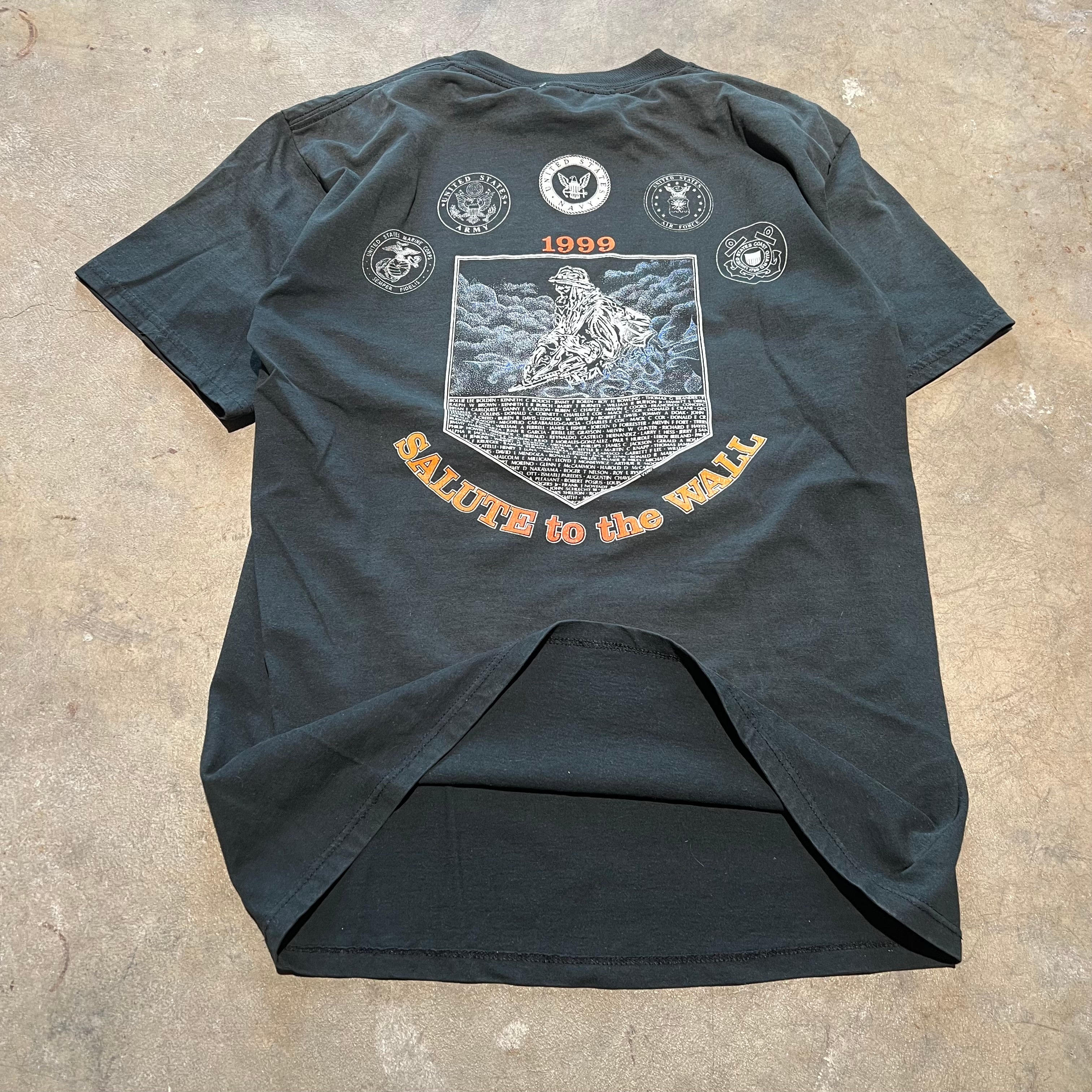 size large - Vintage ' Rolling thunder ride to the wall ' tee