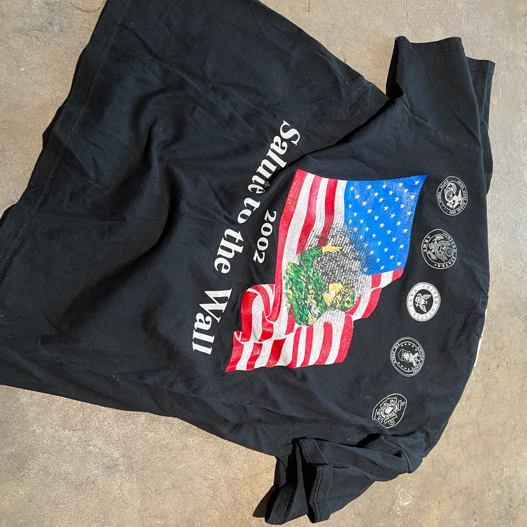 size medium - Vintage ' Rolling Thunder Ride to The wall ' tee