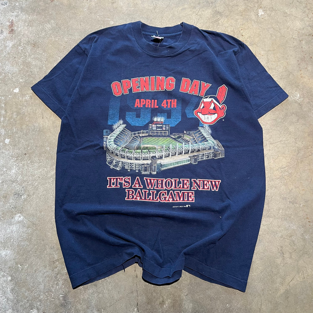 size xl - Vintage ' 1994 Opening day Cleveland Indians ' tee