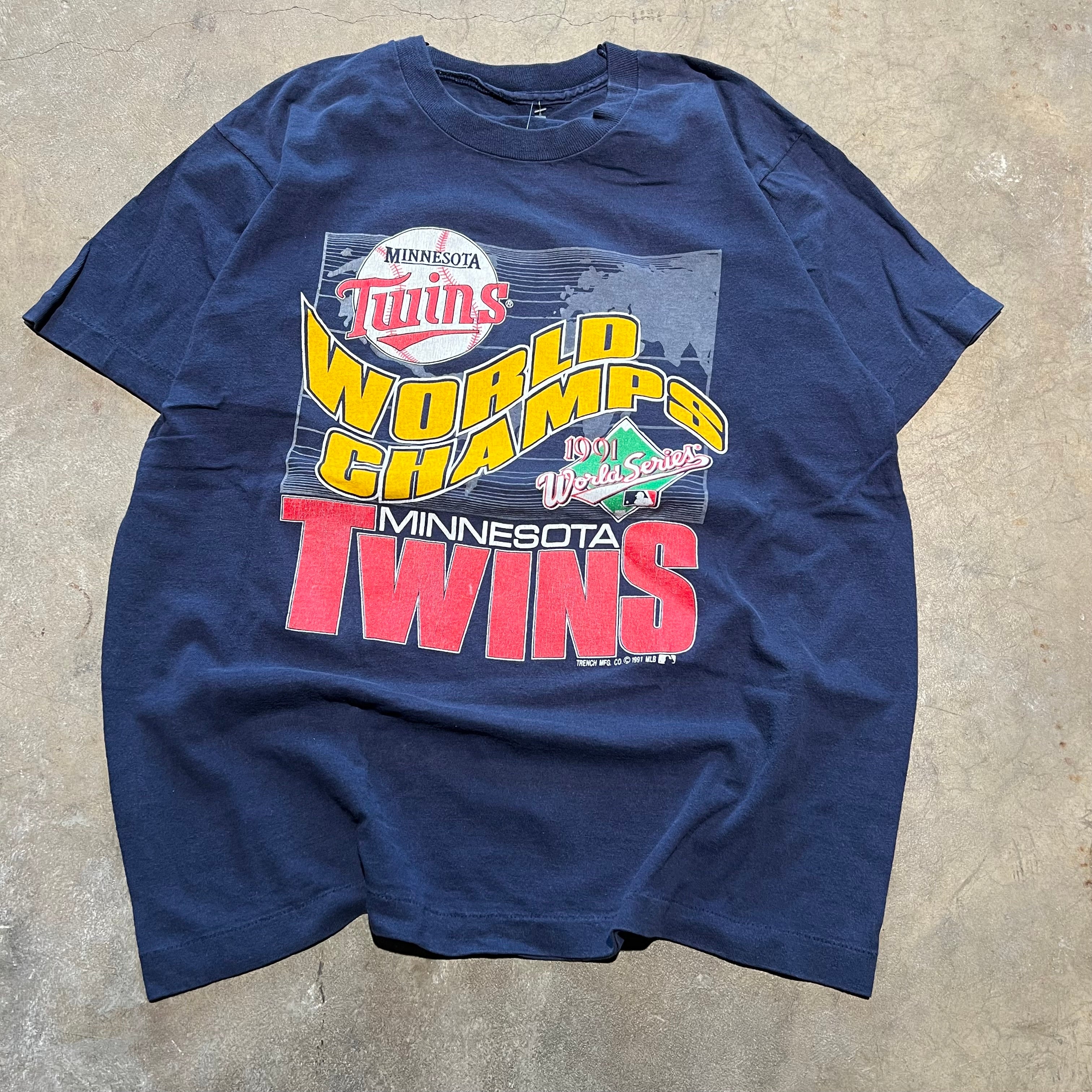 size large - Vintage ' Minnesota Twins World Champs ' tee