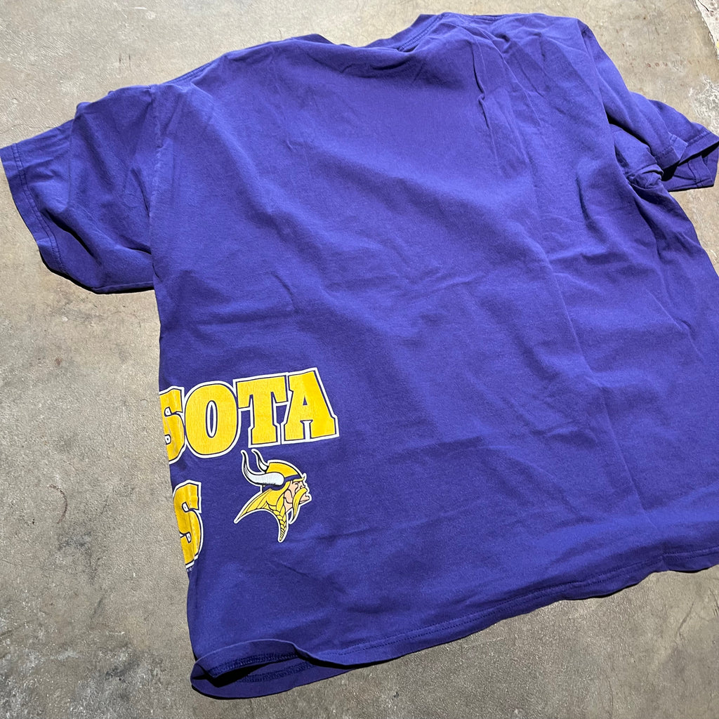 size xl - Vintage ' 1998 Minnesota Vikings ' tee