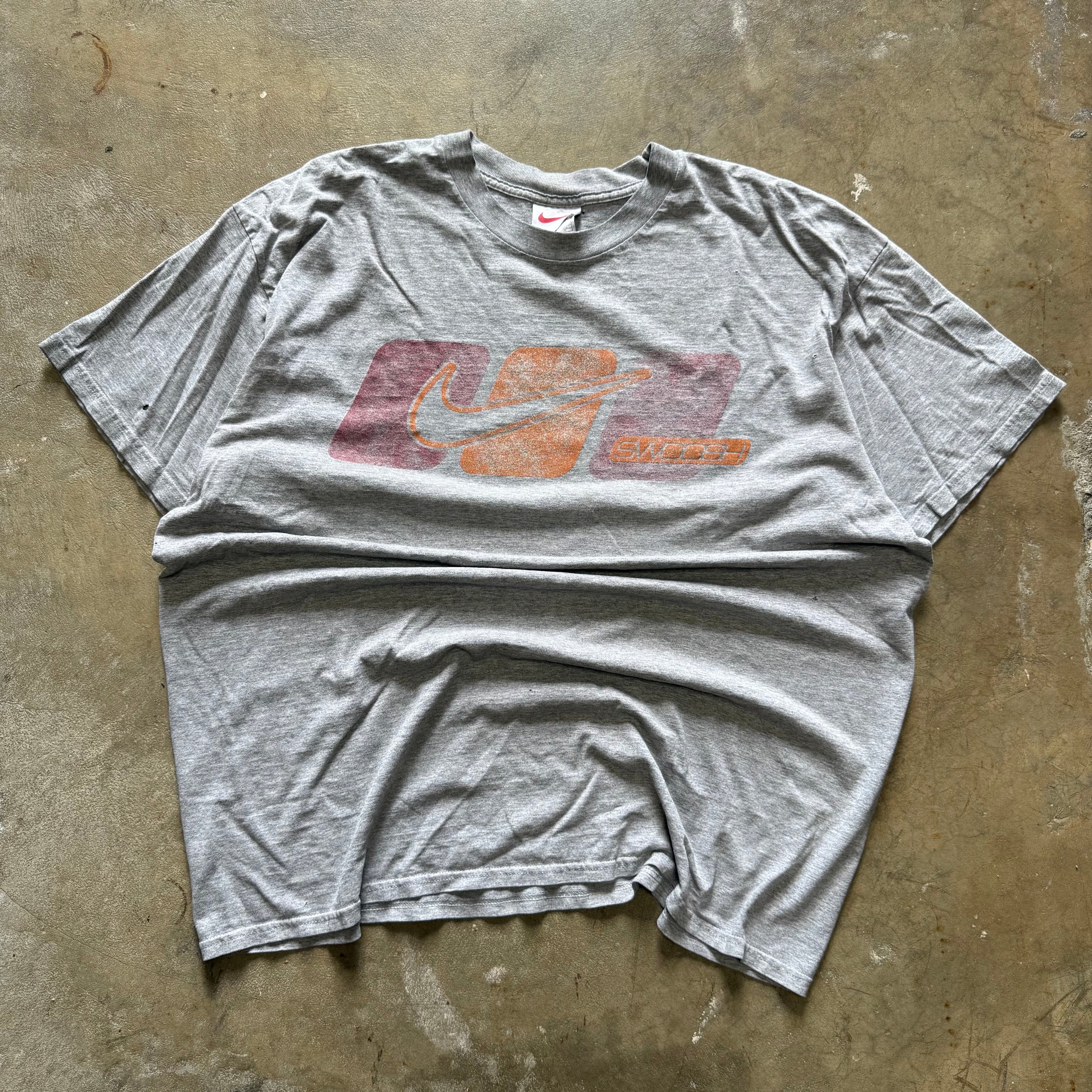 size xl ' nike middle swoosh ' tee